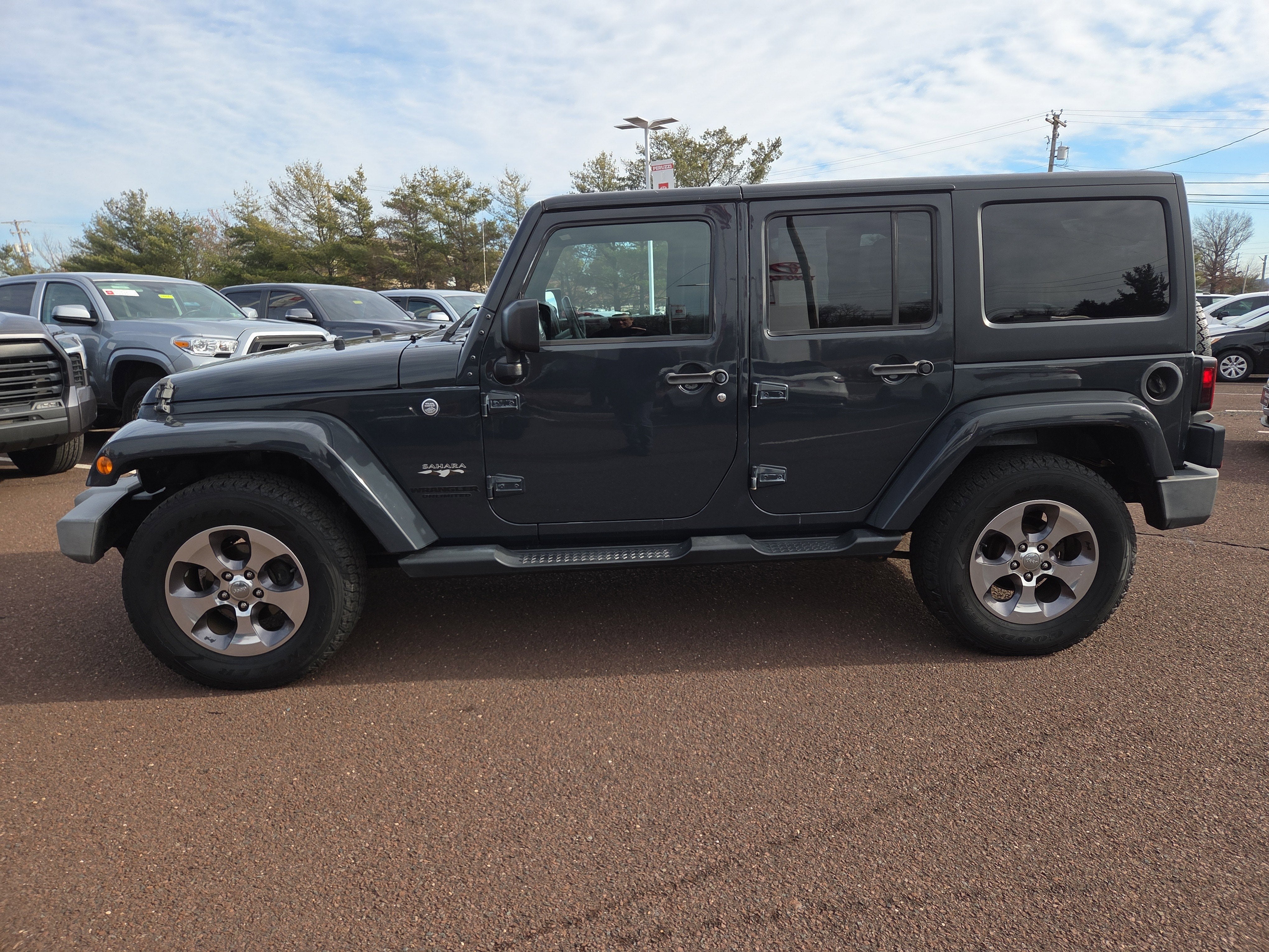 2016 Jeep Wrangler Unlimited Sahara