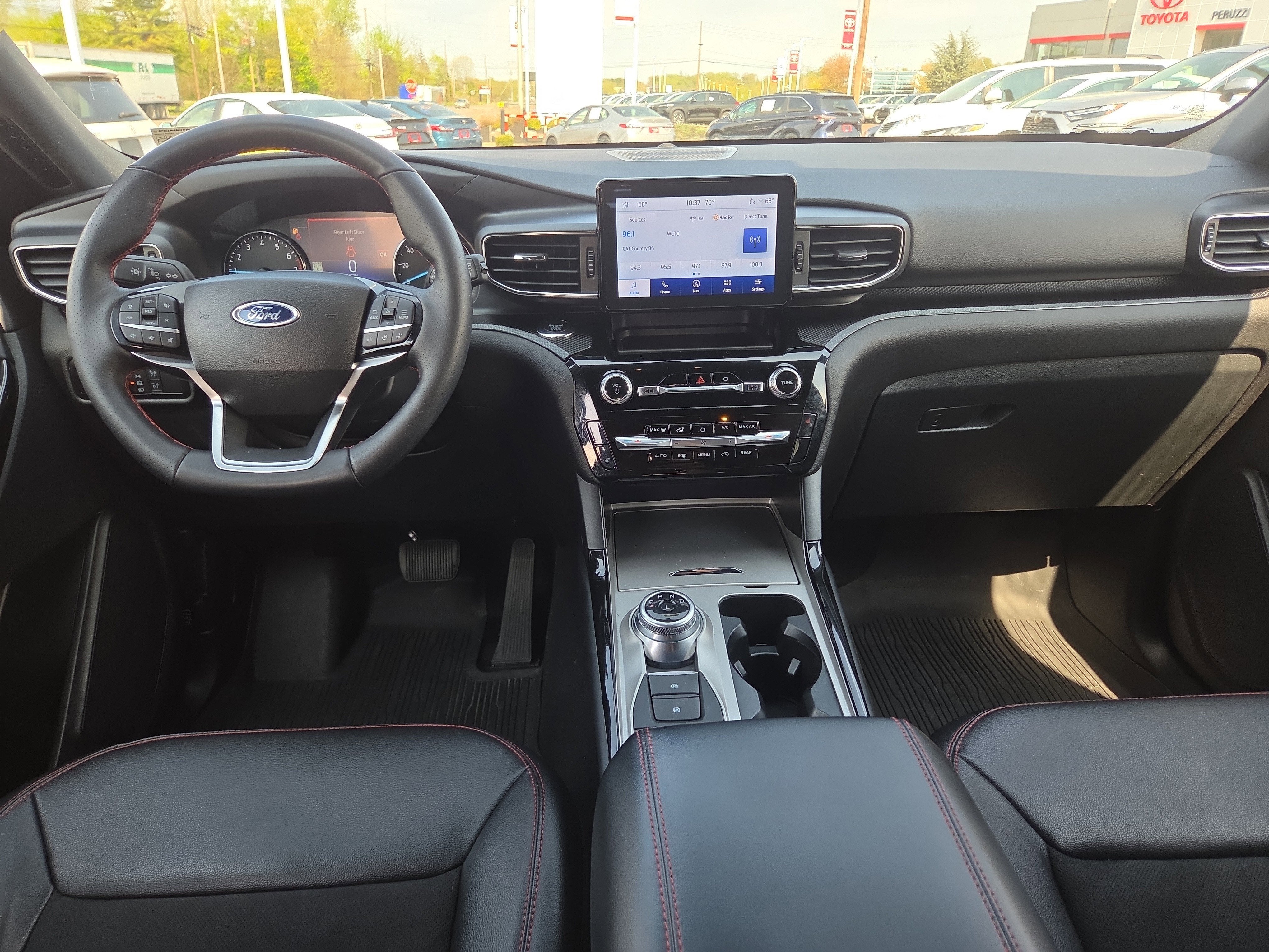 2023 Ford Explorer ST-Line