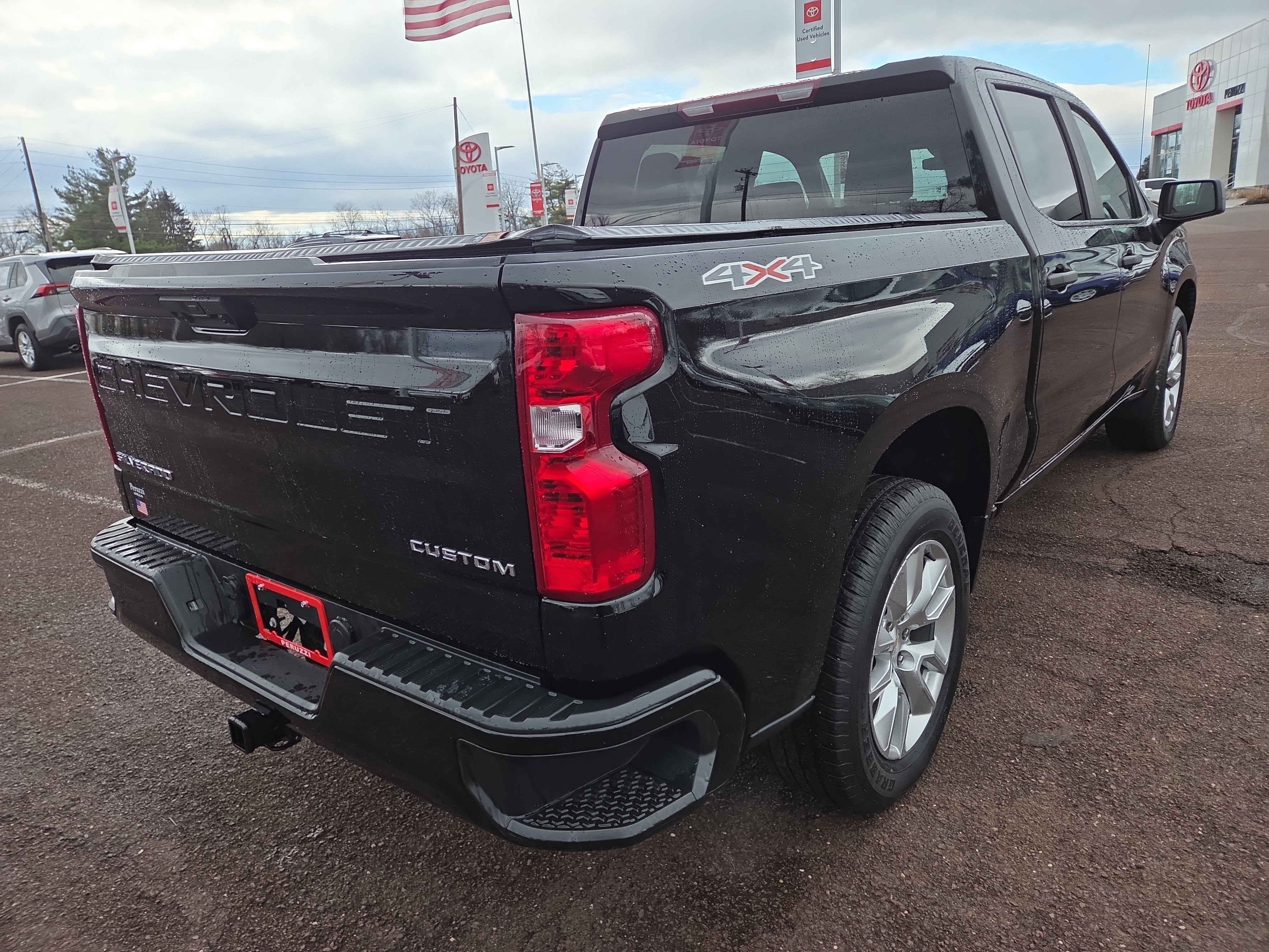 2023 Chevrolet Silverado 1500 Custom