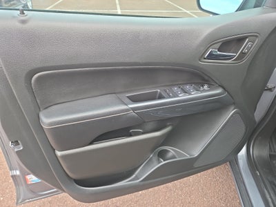 2022 GMC Canyon 4WD AT4 w/Leather