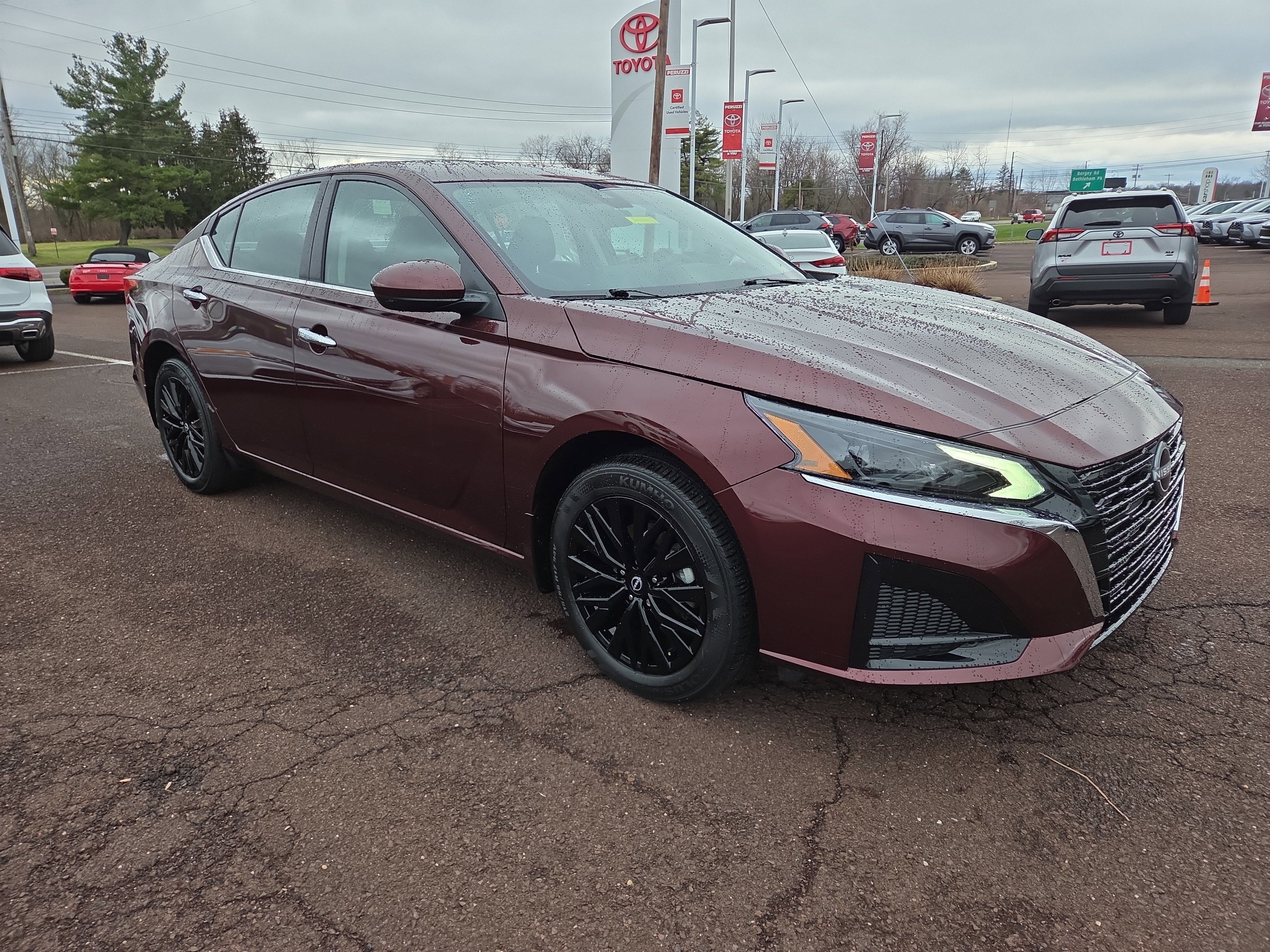 2025 Nissan Altima SV