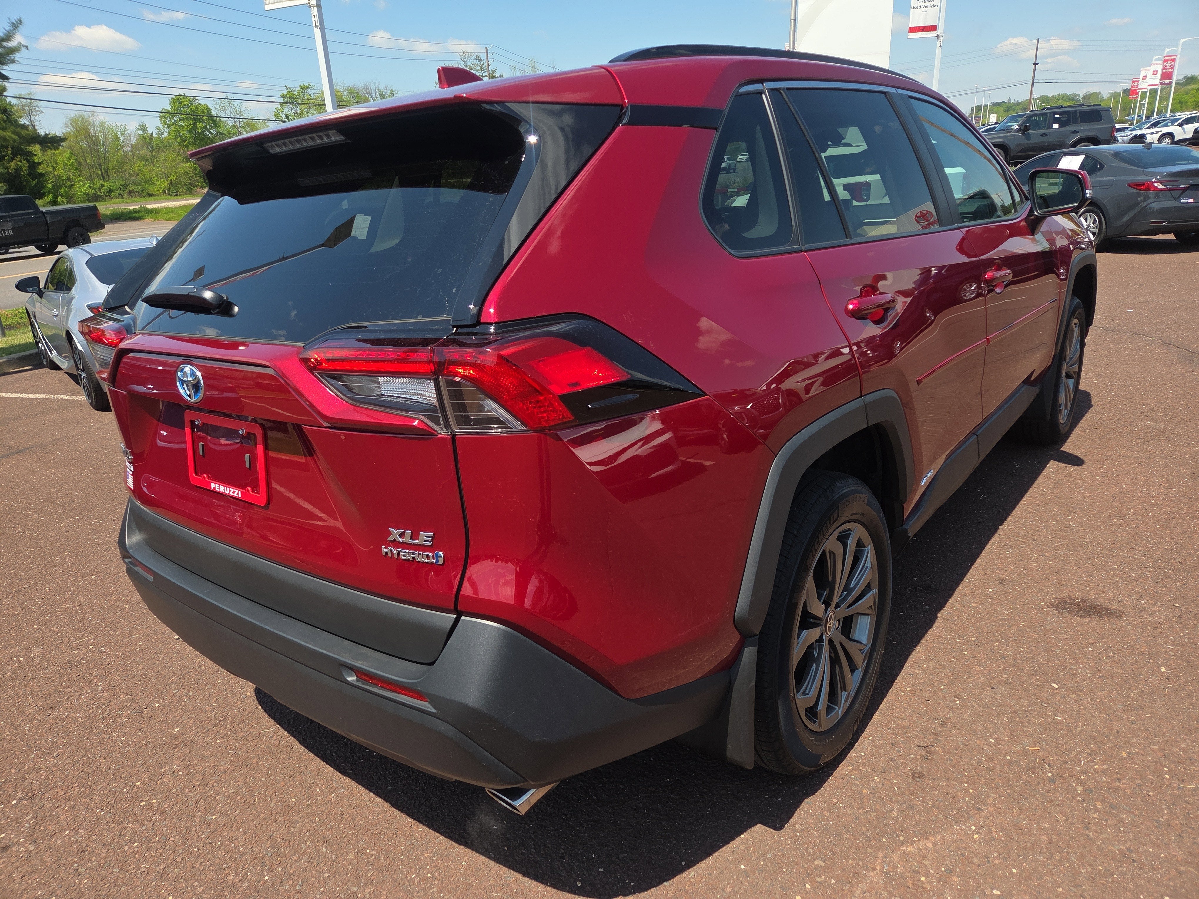 2024 Toyota RAV4 Hybrid XLE Premium