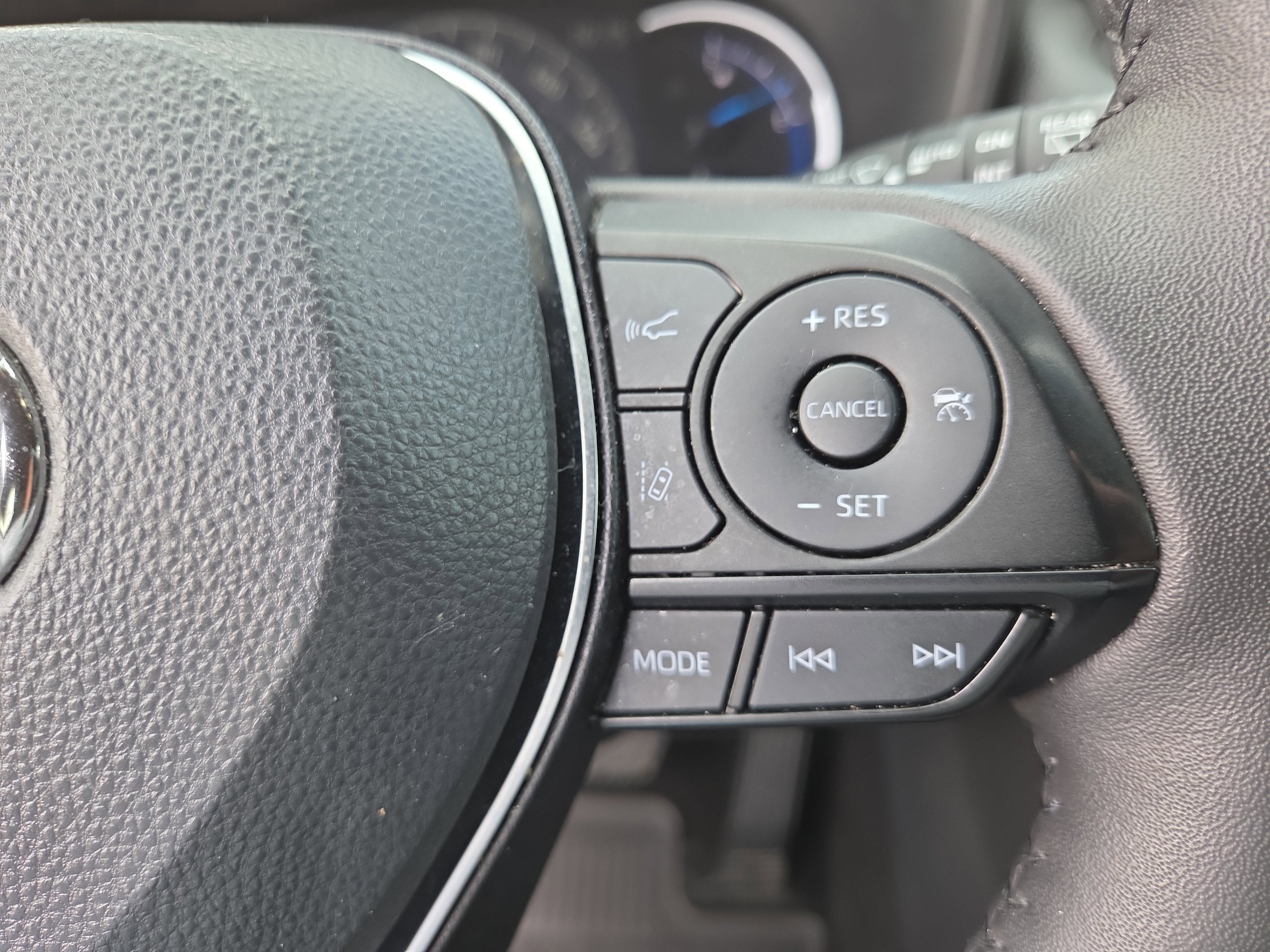 2024 Toyota RAV4 Hybrid SE