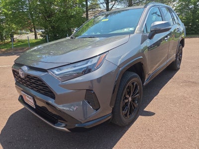 2022 Toyota RAV4 Hybrid SE