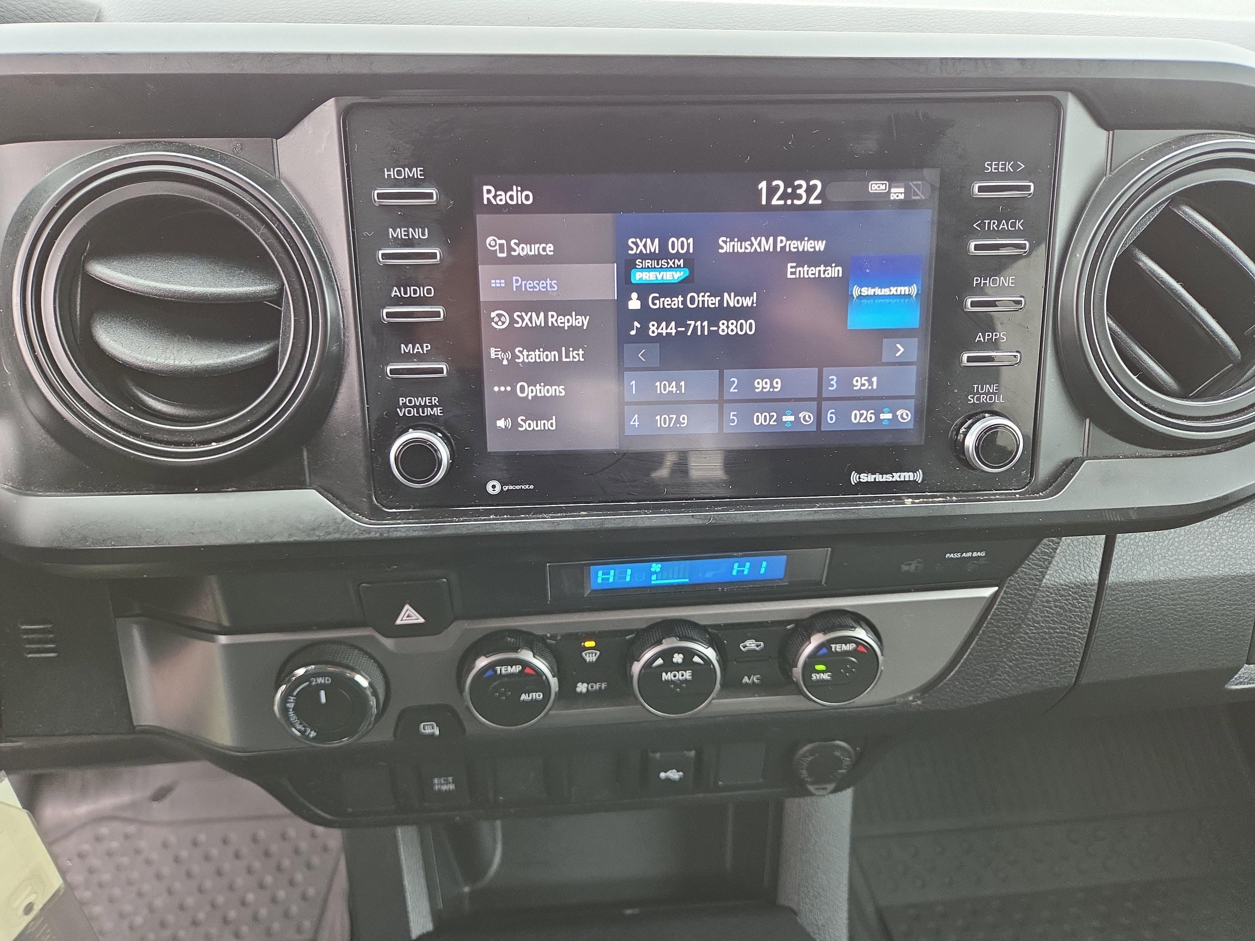 2022 Toyota Tacoma SR