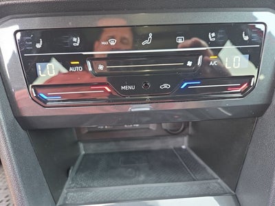 2024 Volkswagen Tiguan SEL R-Line