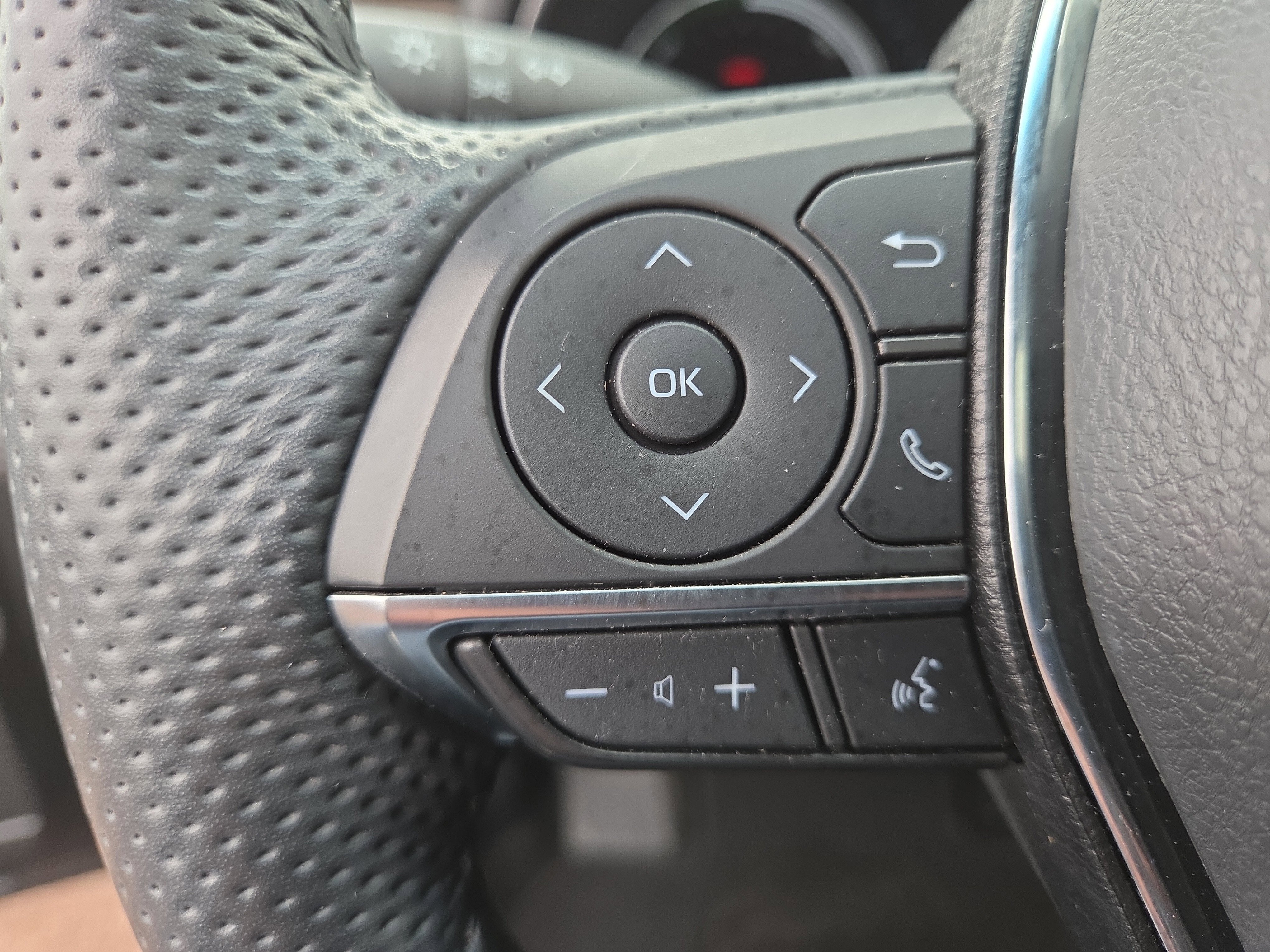 2022 Toyota Avalon Hybrid Limited