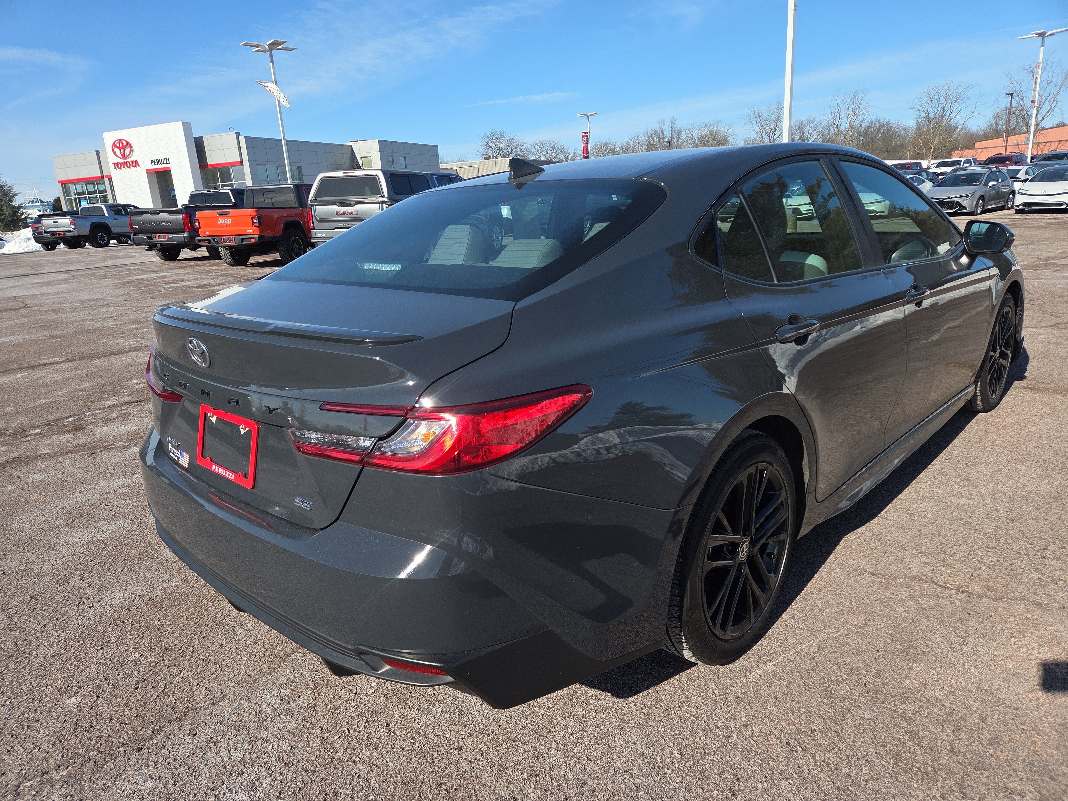 2025 Toyota Camry SE