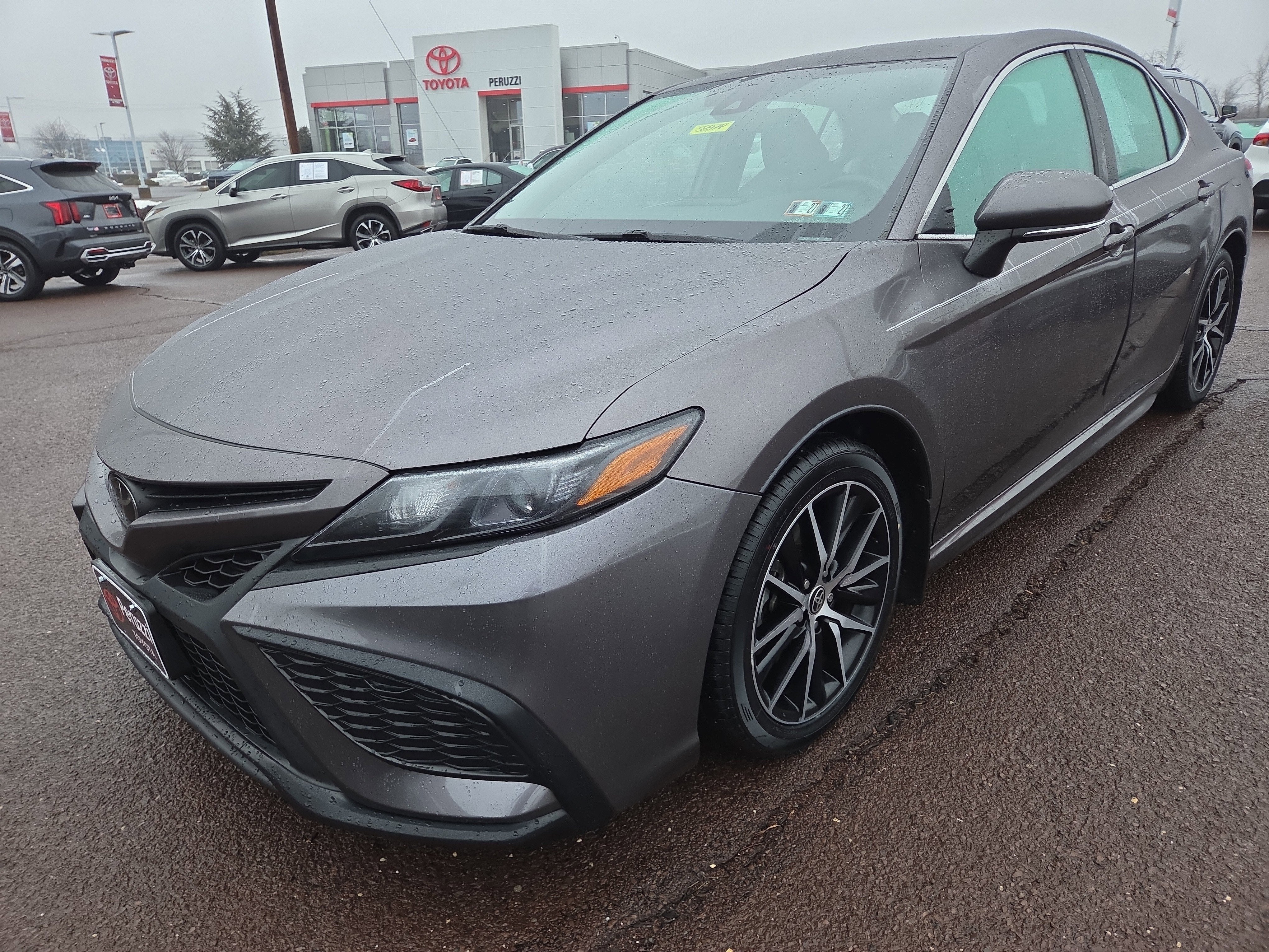 2023 Toyota Camry SE