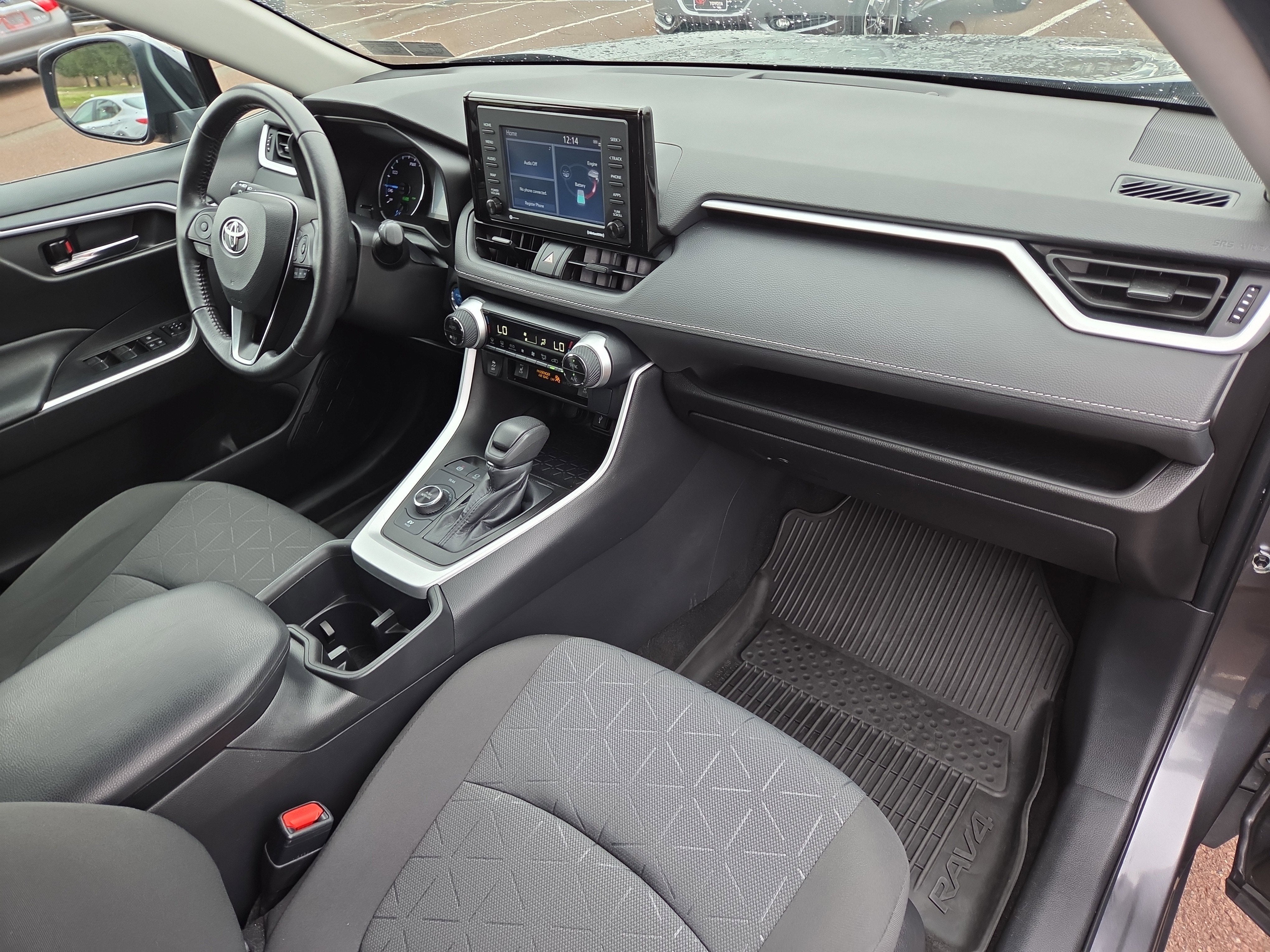 2022 Toyota RAV4 Hybrid XLE