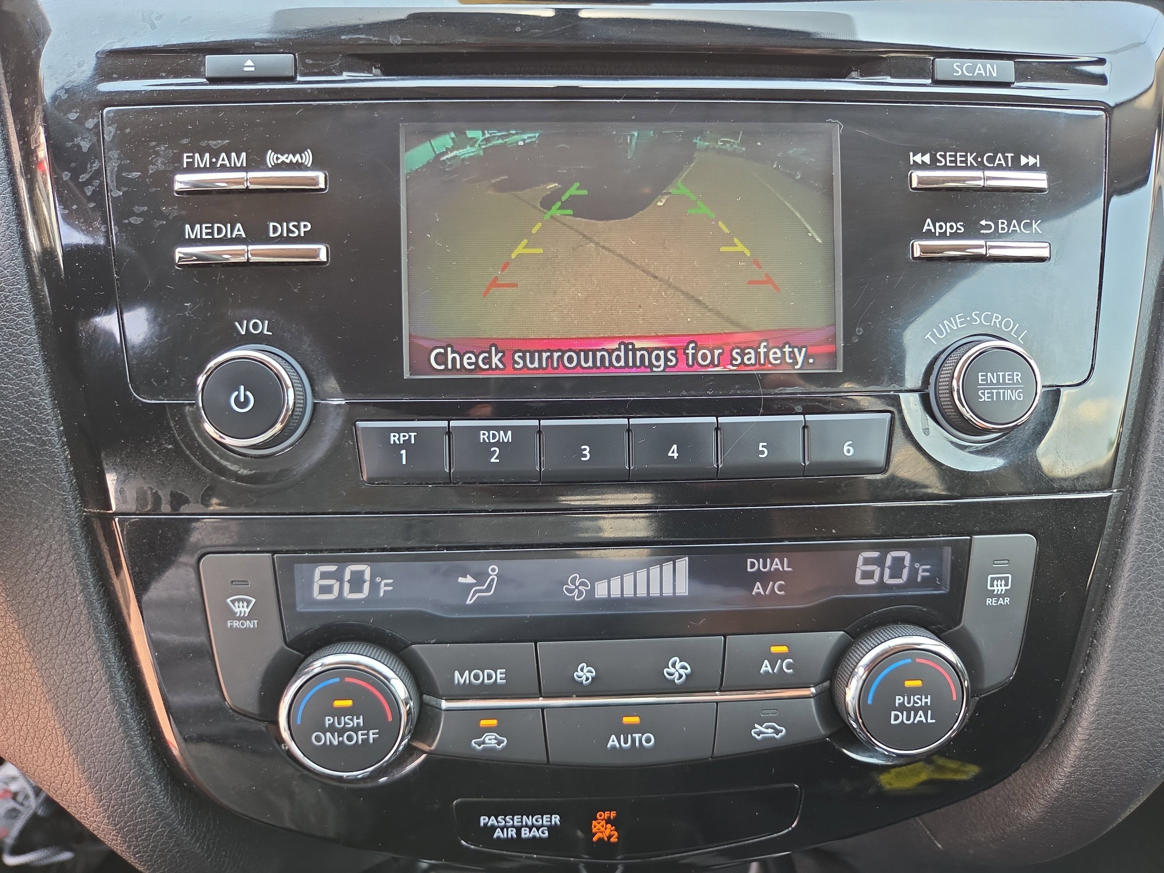 2015 Nissan Rogue SV
