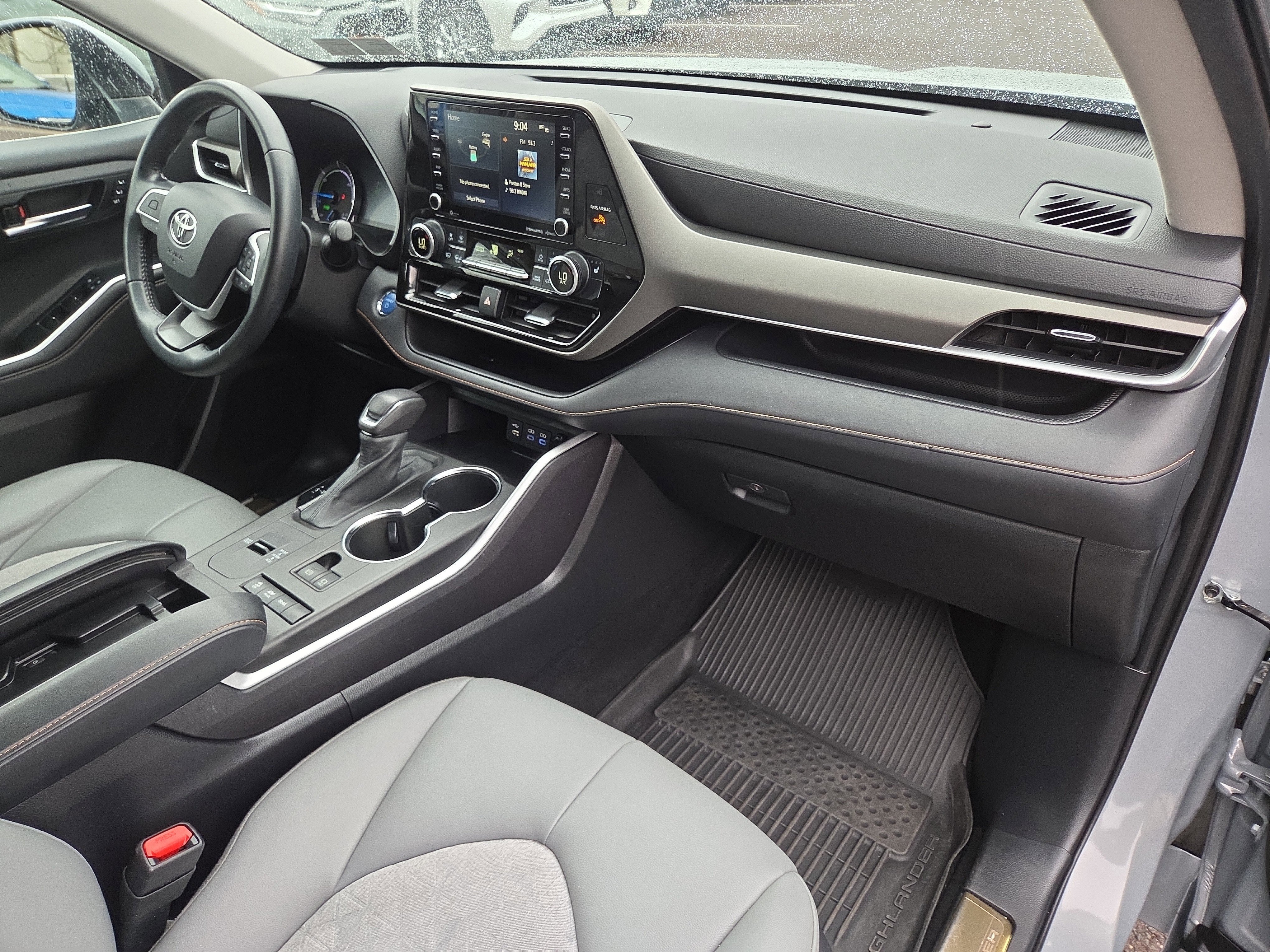 2022 Toyota Highlander Hybrid Bronze Edition