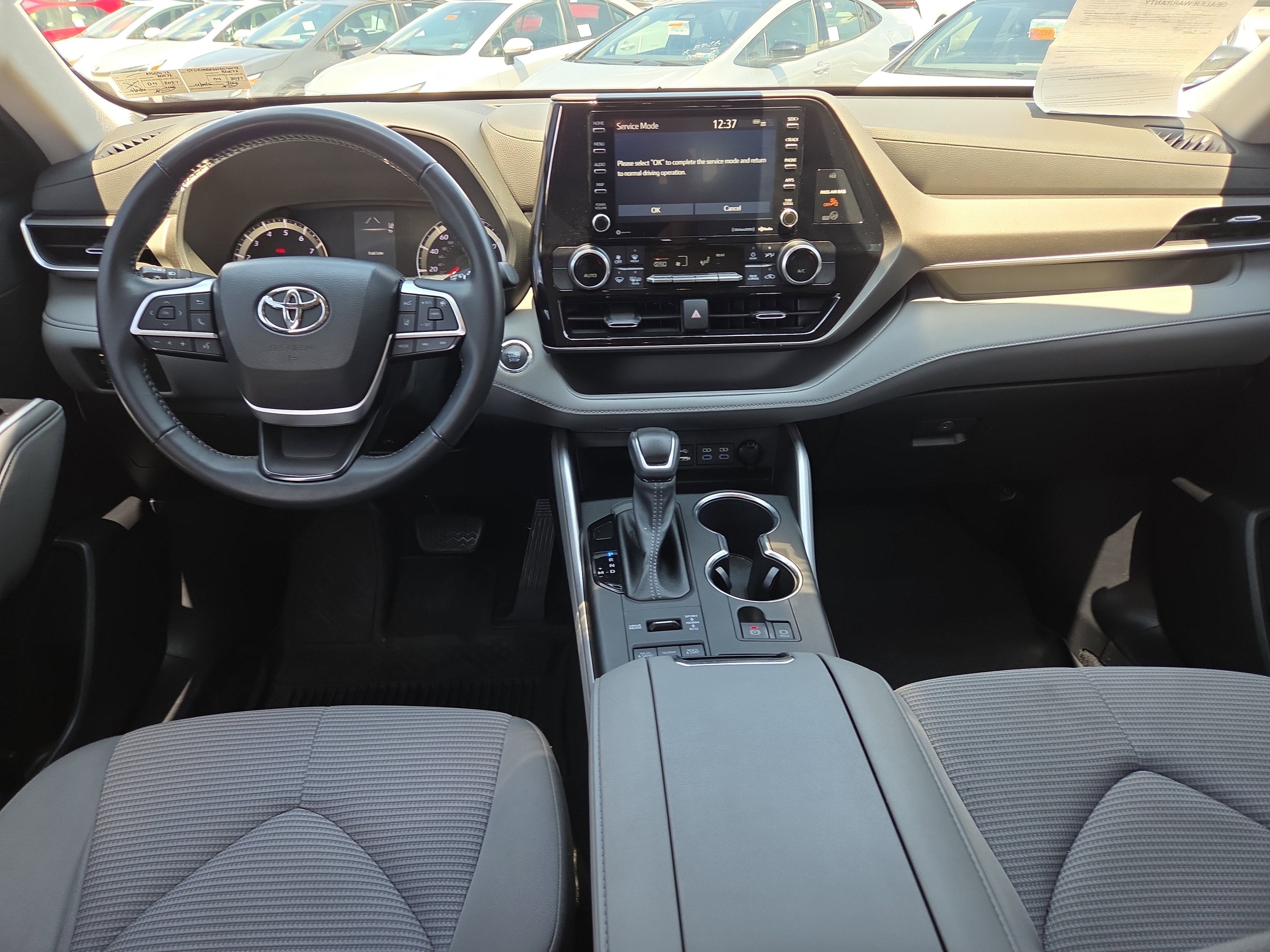 2022 Toyota Highlander LE