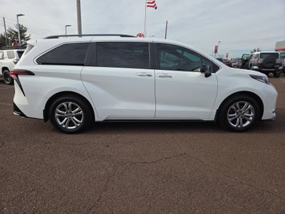 2023 Toyota Sienna XSE