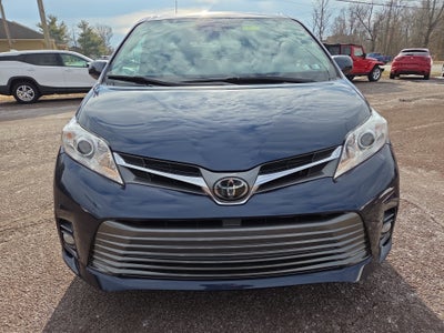 2019 Toyota Sienna XLE