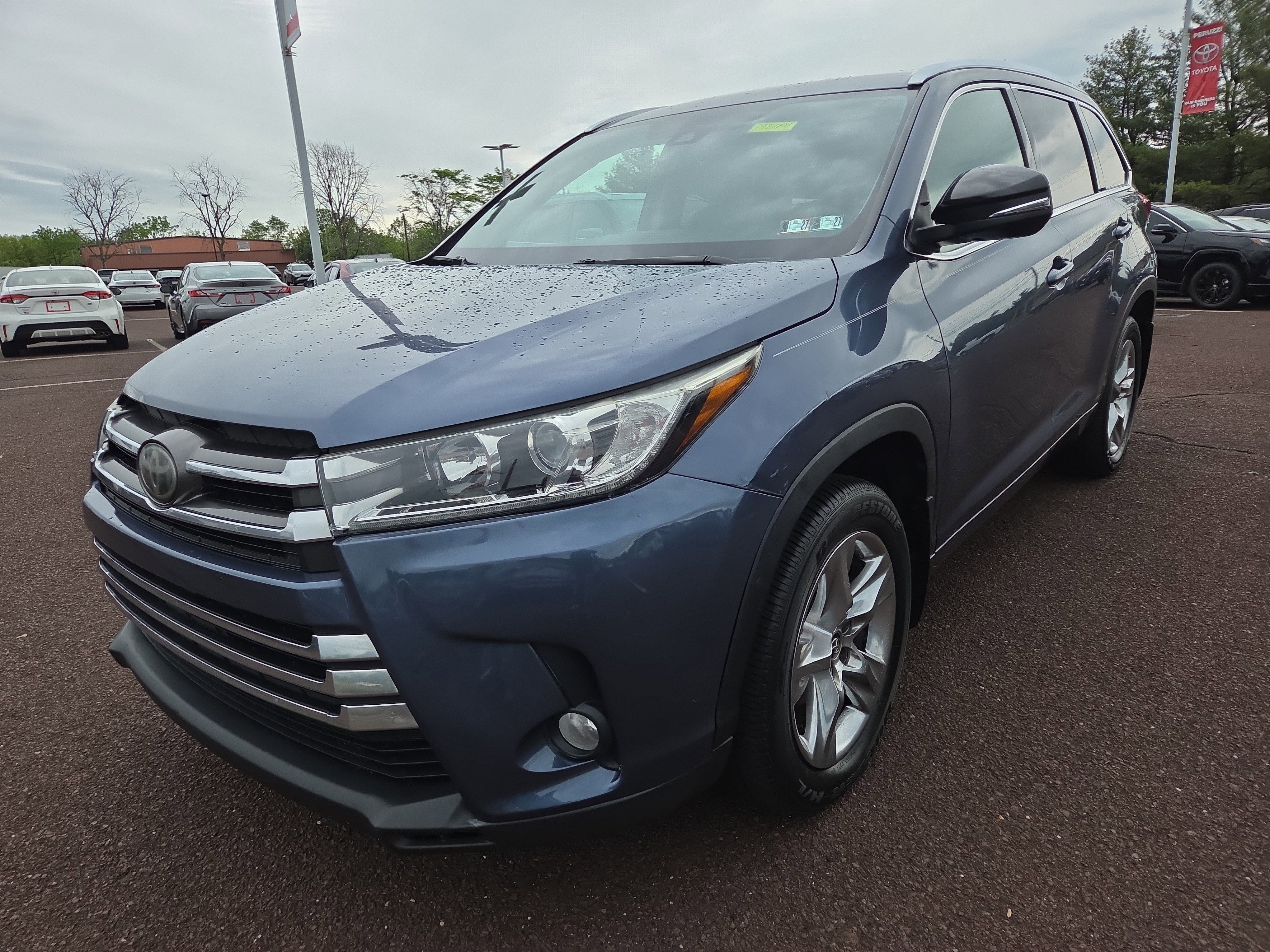 2017 Toyota Highlander Limited