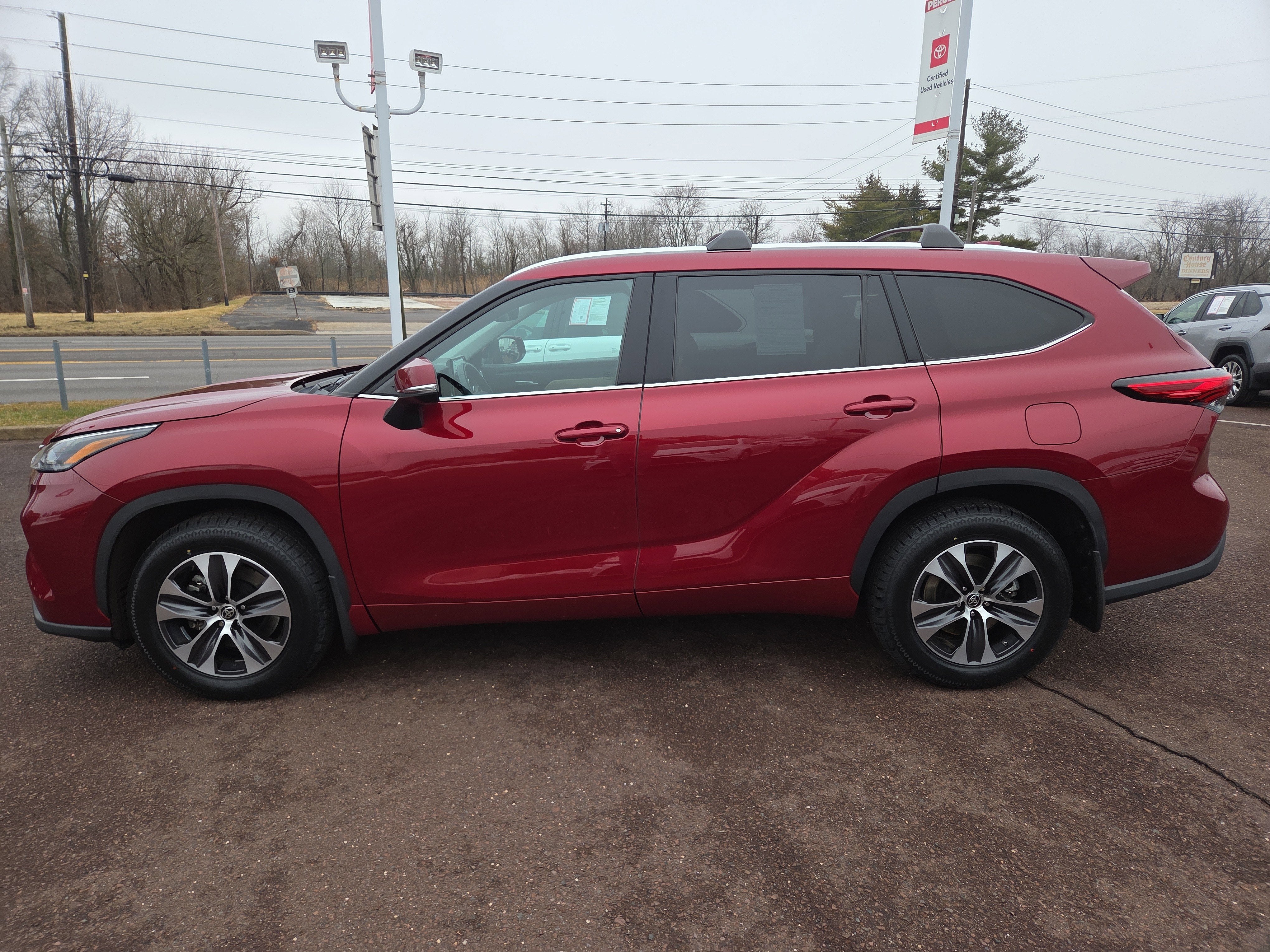 2021 Toyota Highlander XLE