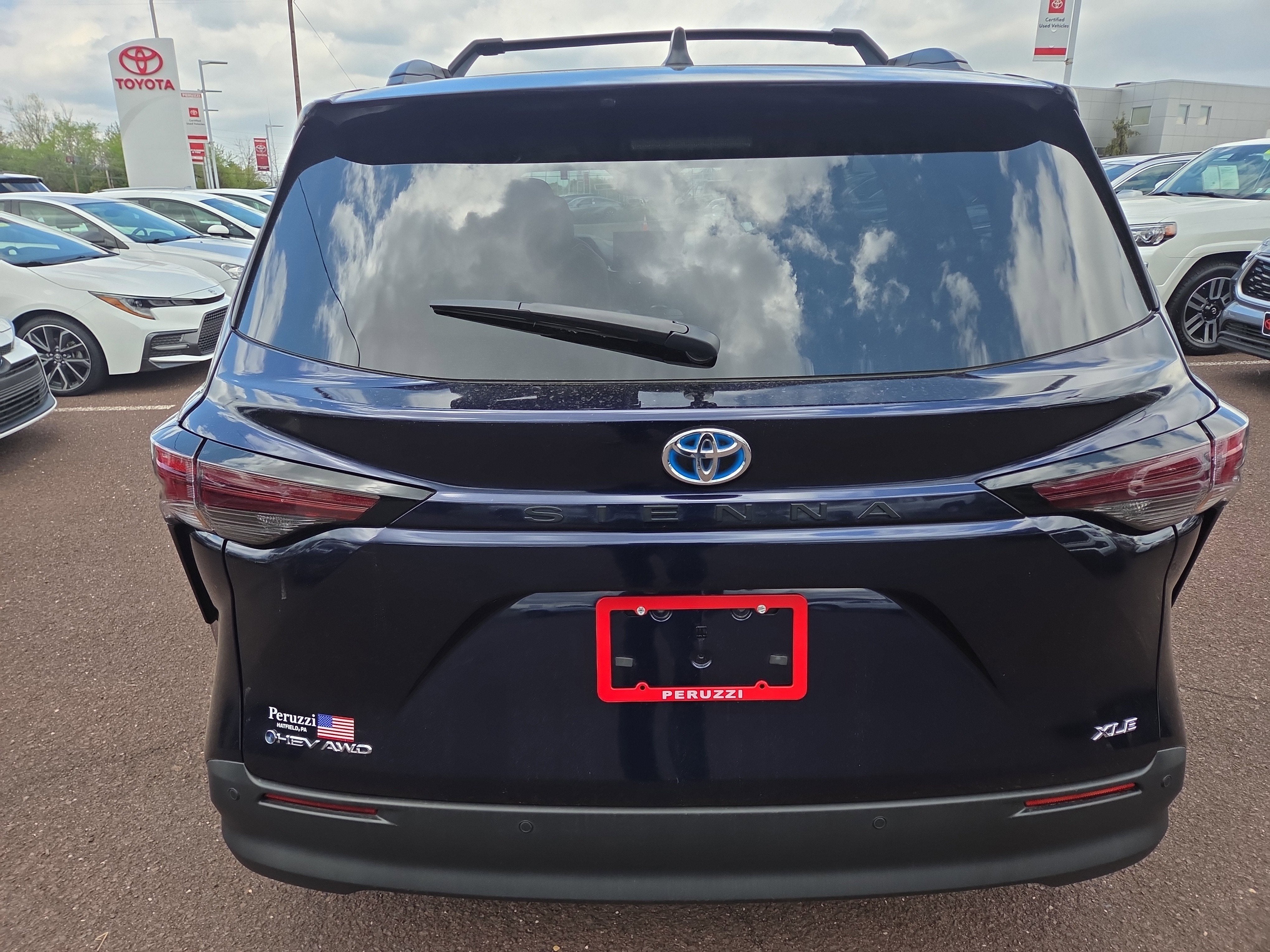 2025 Toyota Sienna XLE