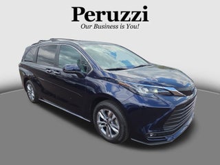 2025 Toyota Sienna XLE