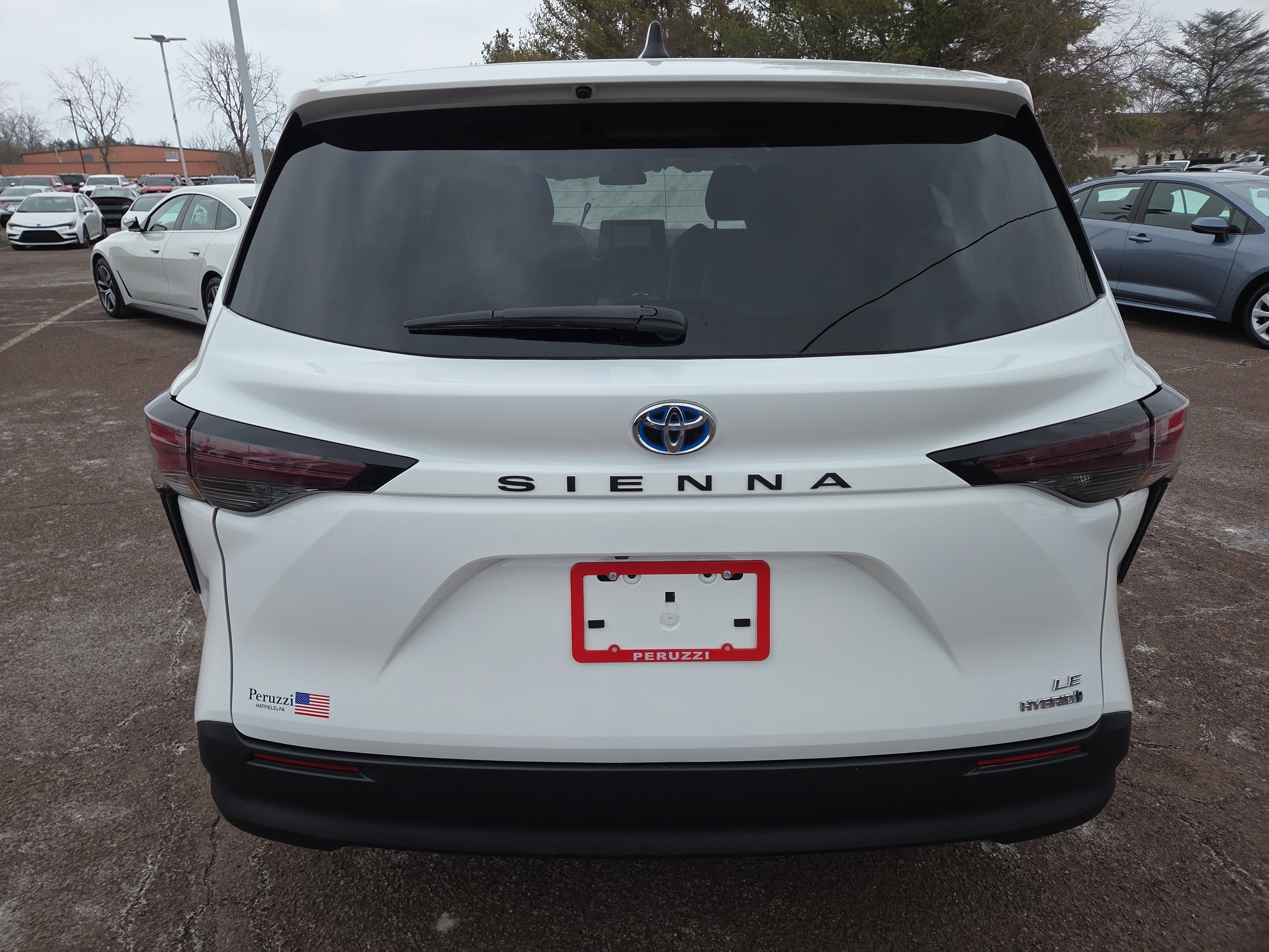 2024 Toyota Sienna LE