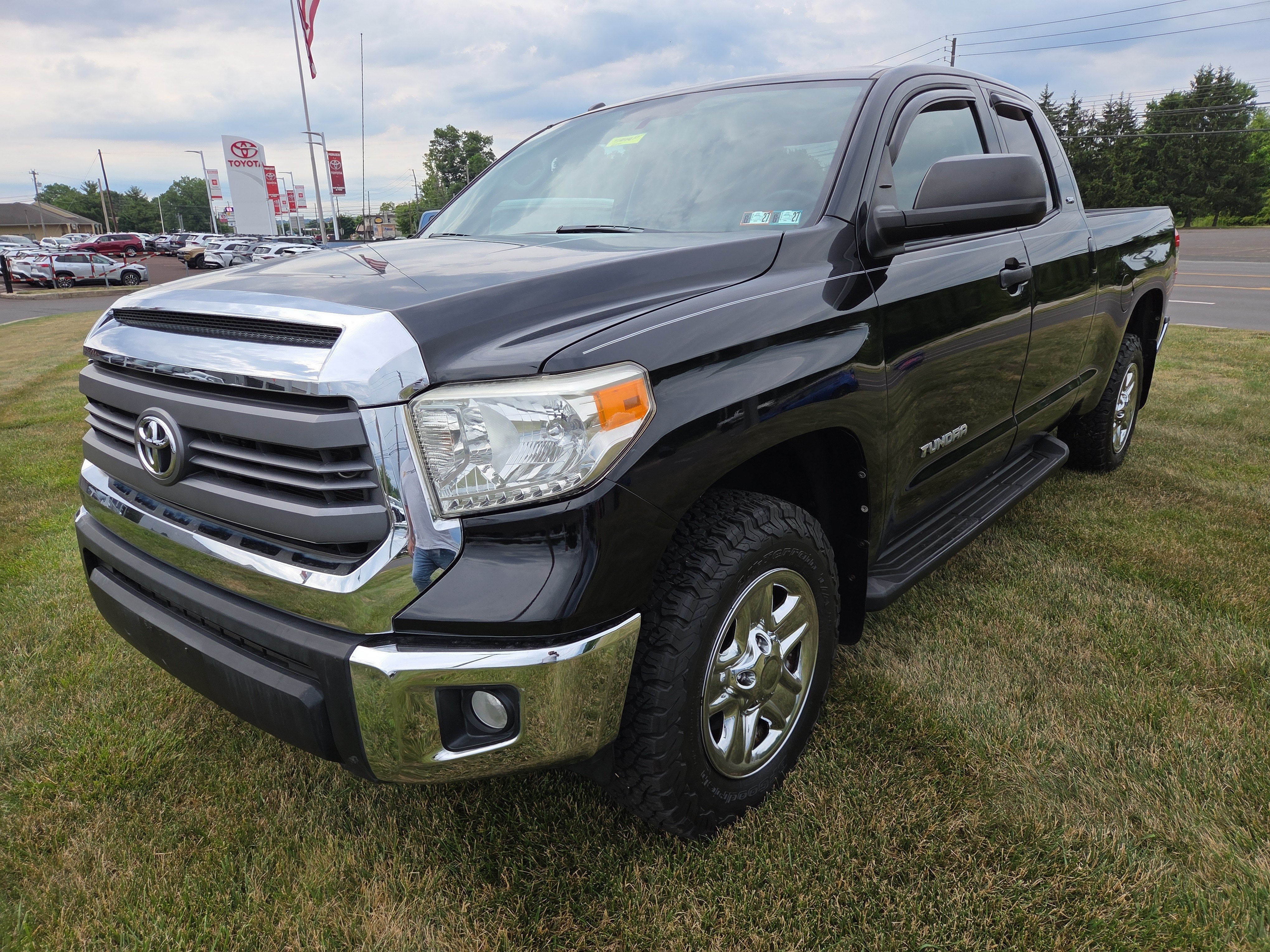 2014 Toyota Tundra SR5