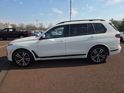 2025 BMW X7 xDrive40i