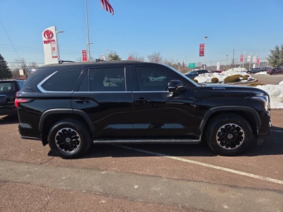 2023 Toyota Sequoia SR5