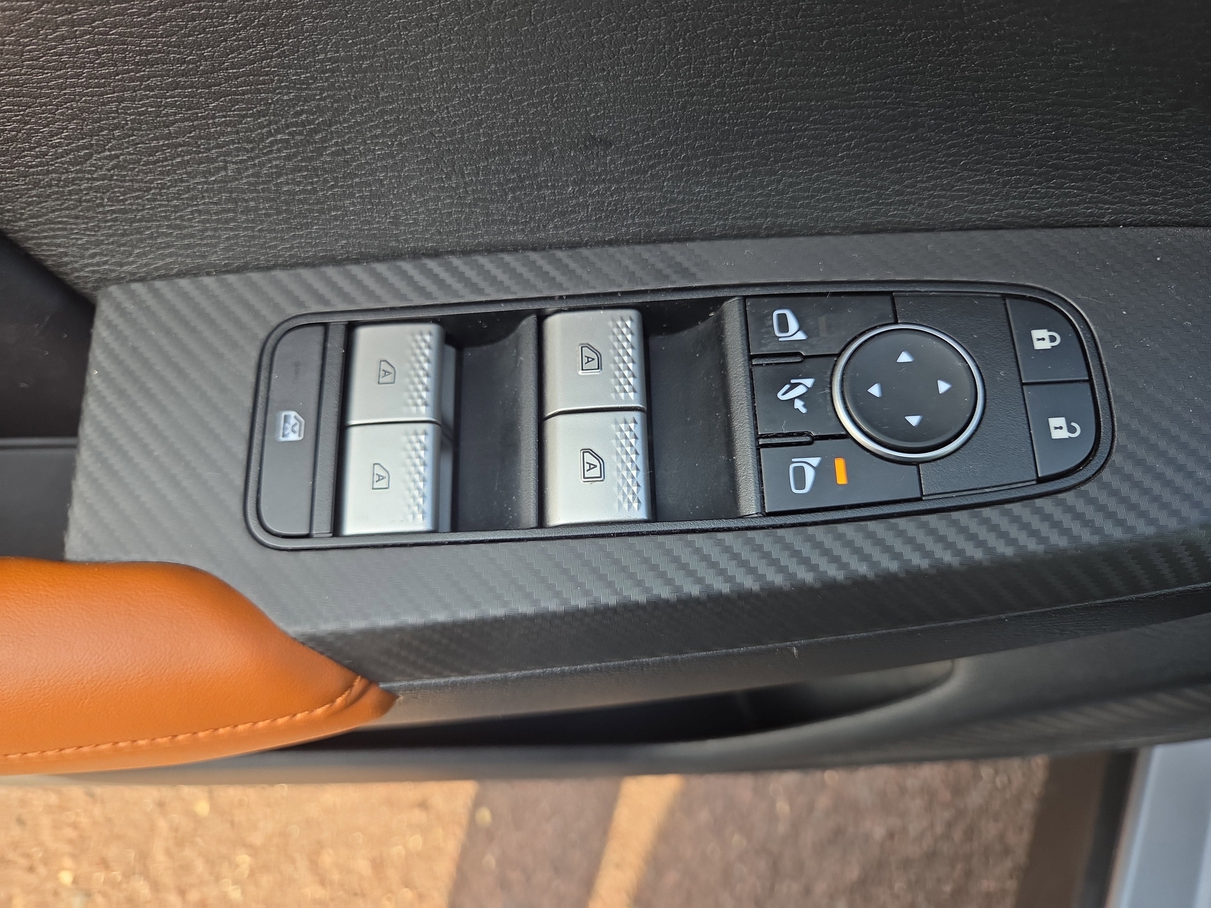 2023 Mitsubishi Outlander PHEV SEL