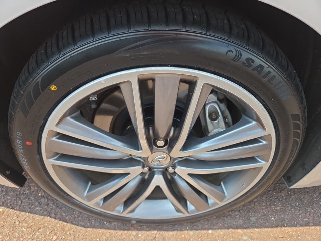 2015 INFINITI Q50 Sport
