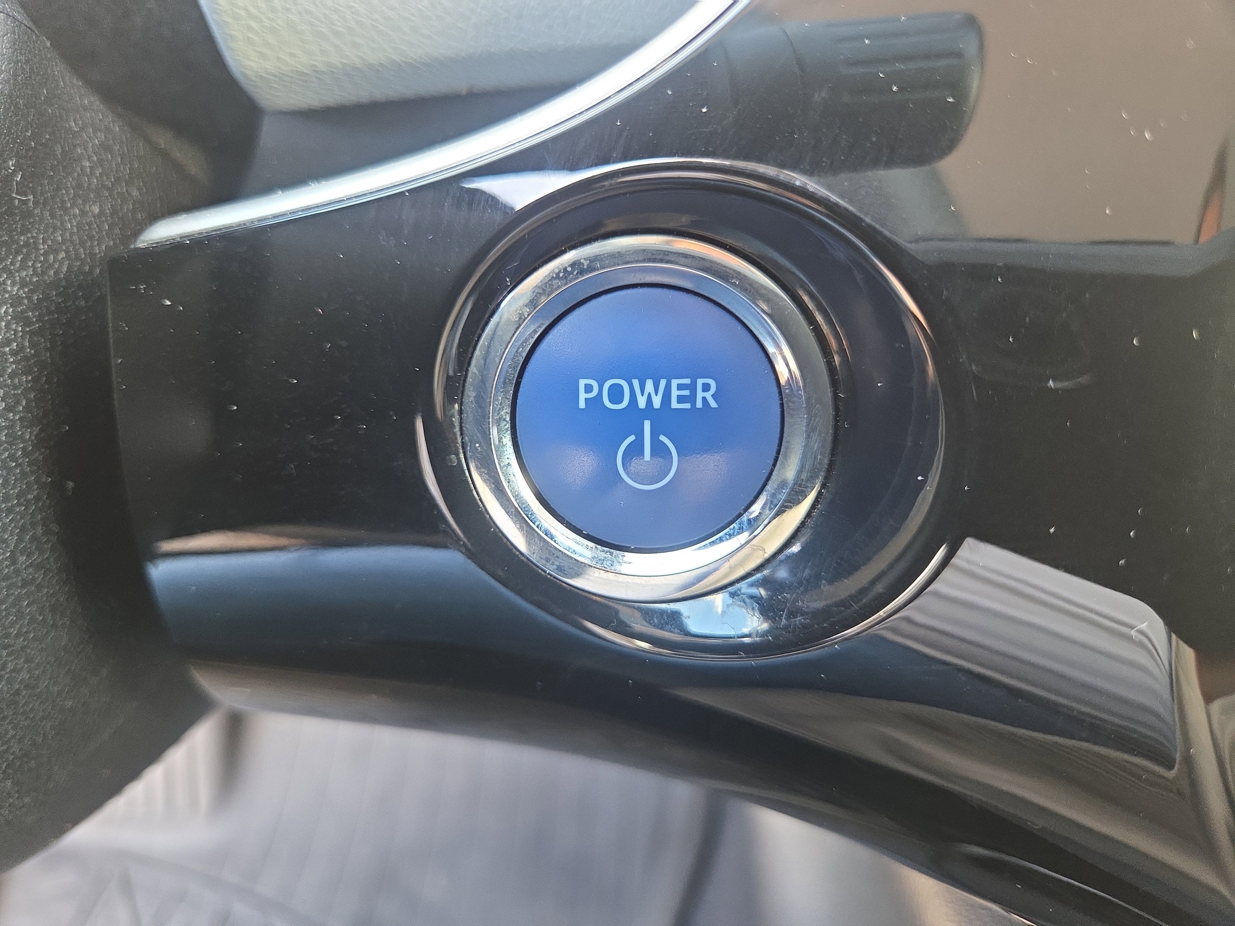 2019 Toyota Prius LE