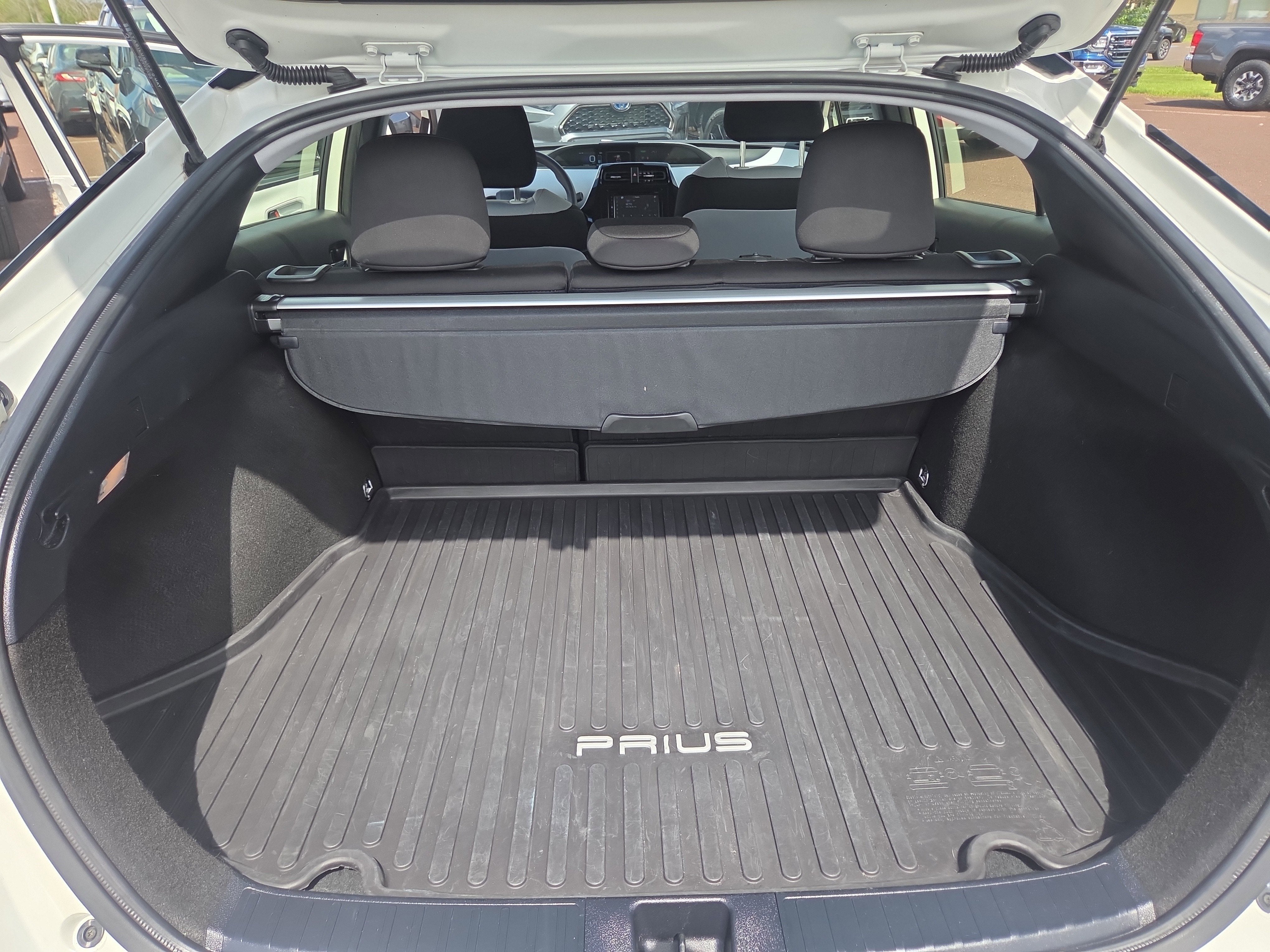 2019 Toyota Prius LE