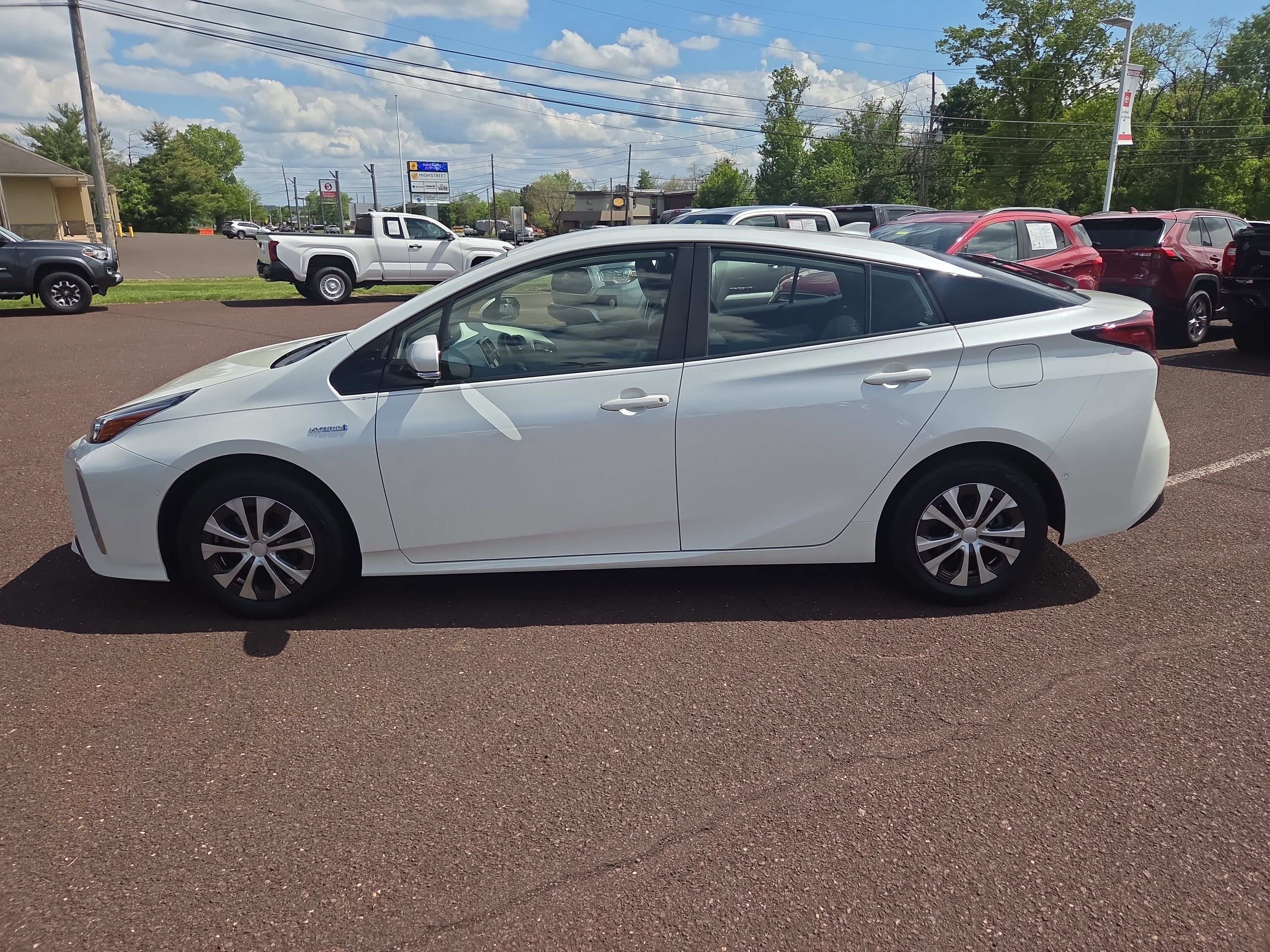 2019 Toyota Prius LE