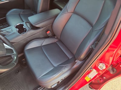 2023 Toyota Venza XLE