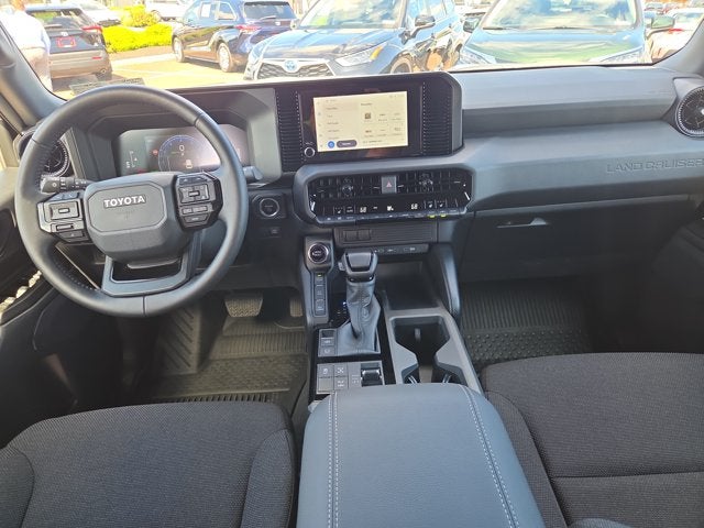 2025 Toyota Land Cruiser 4WD (Natl)
