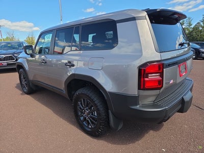 2025 Toyota Land Cruiser 4WD (Natl)