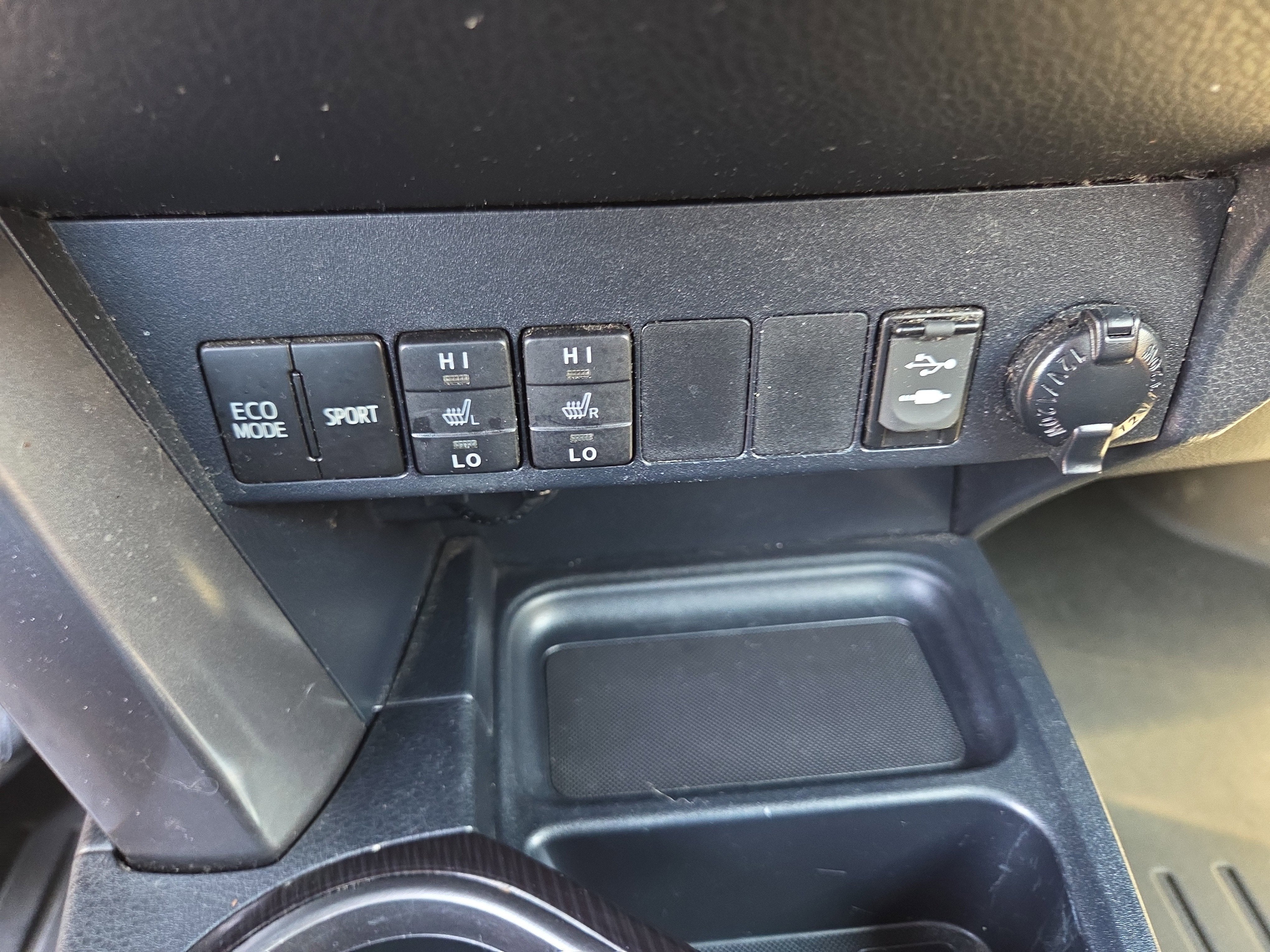 2016 Toyota RAV4 SE
