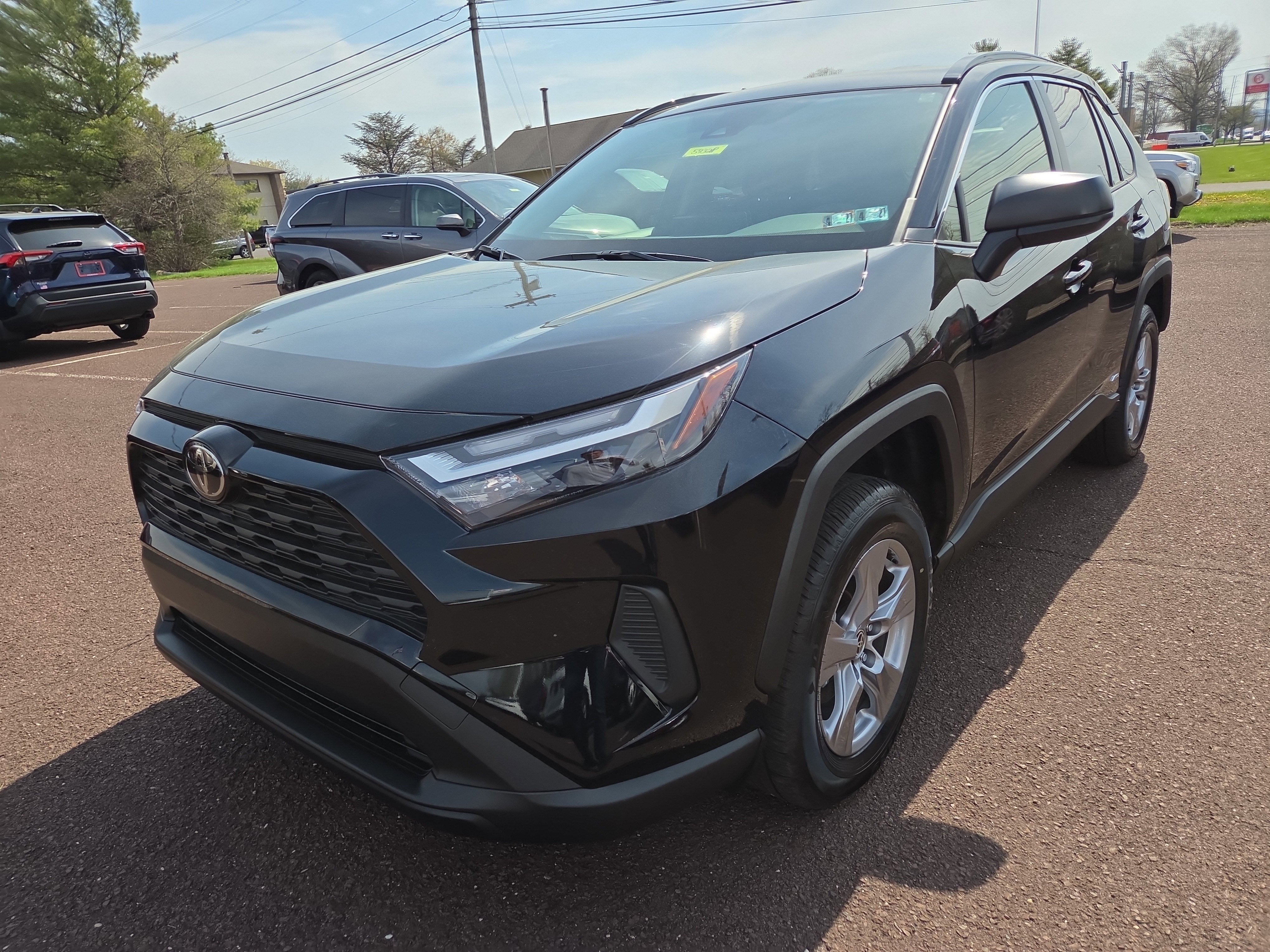 2025 Toyota RAV4 Hybrid LE