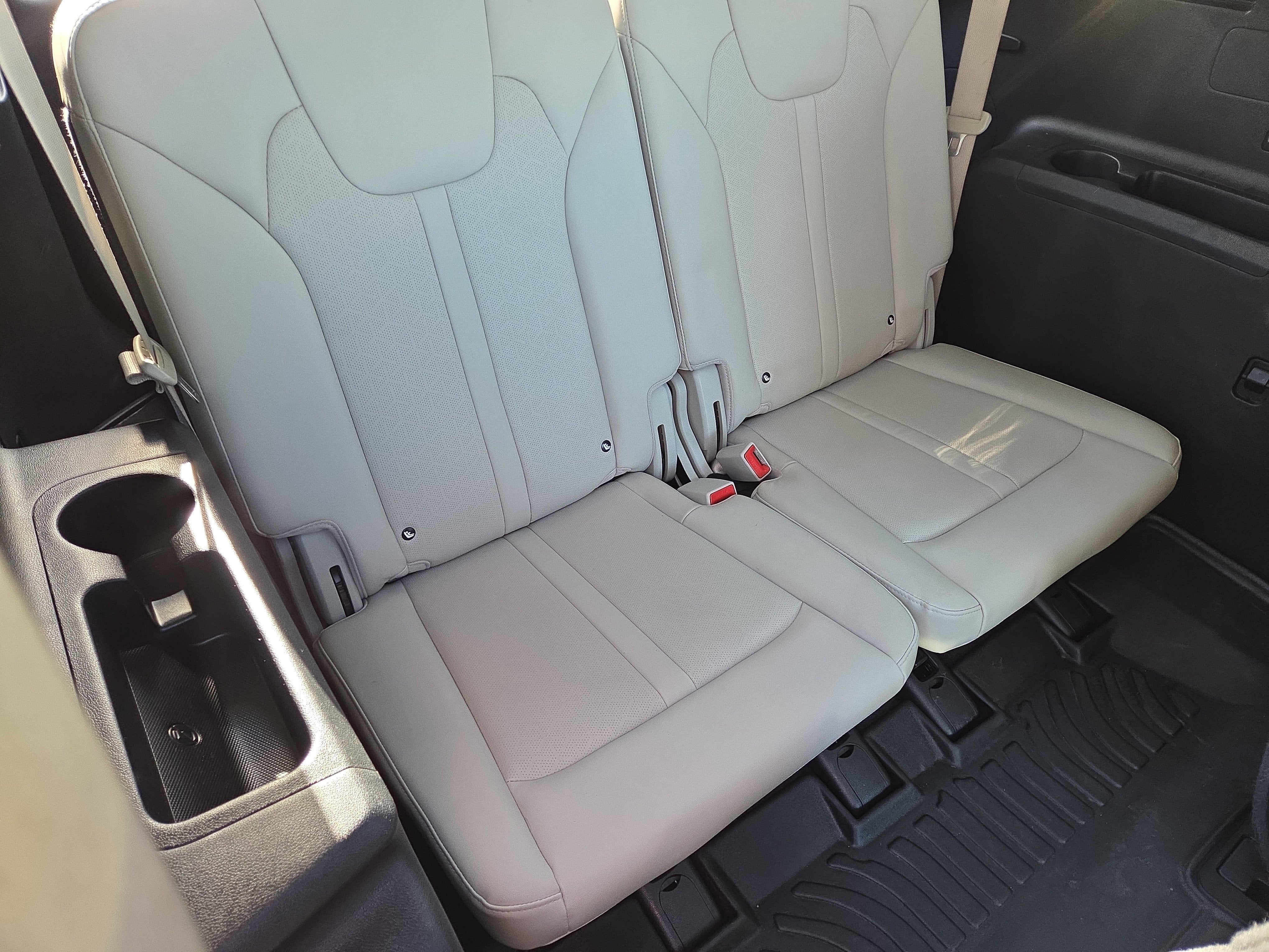 2022 Kia Sorento Hybrid EX