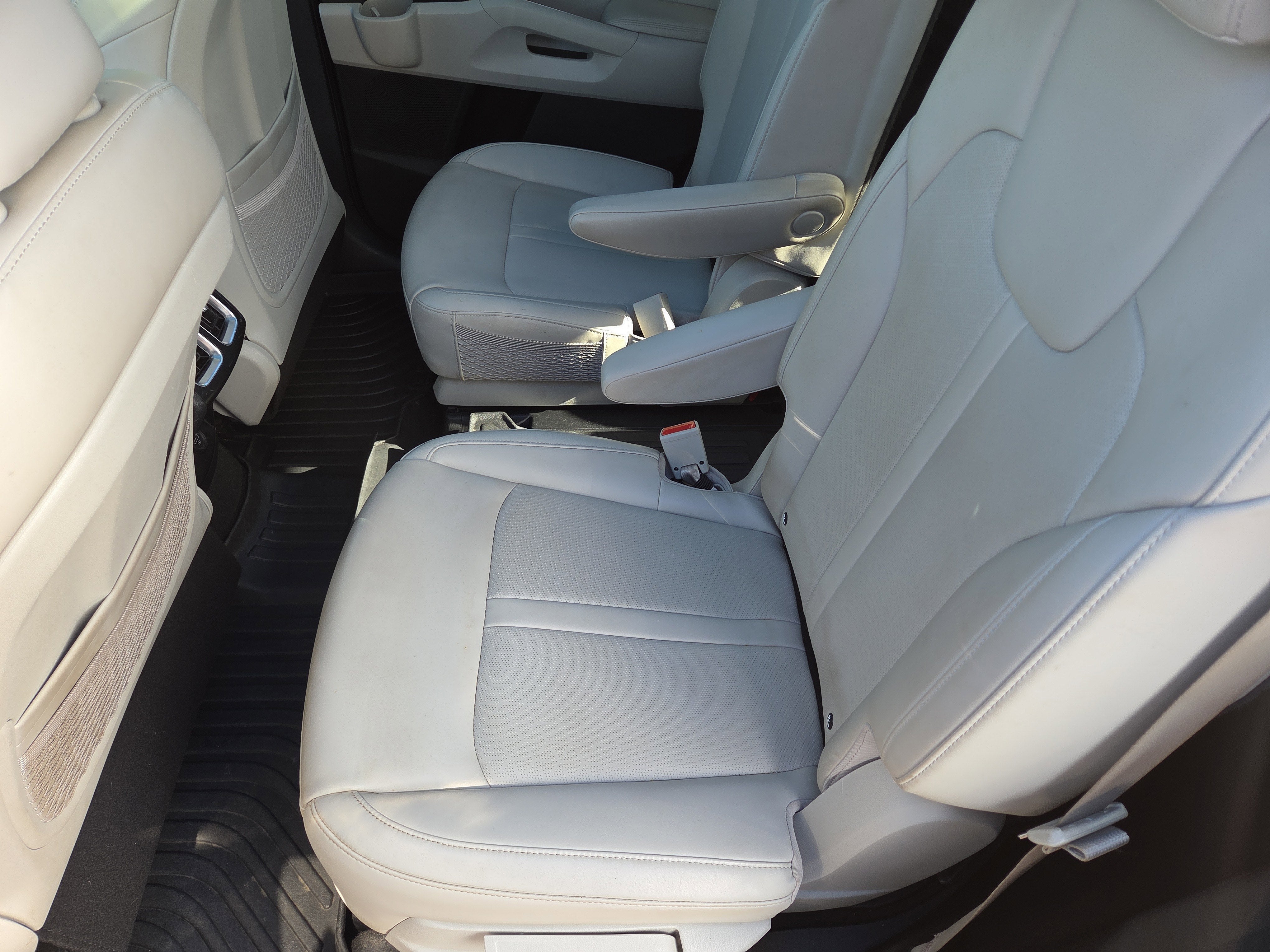 2022 Kia Sorento Hybrid EX