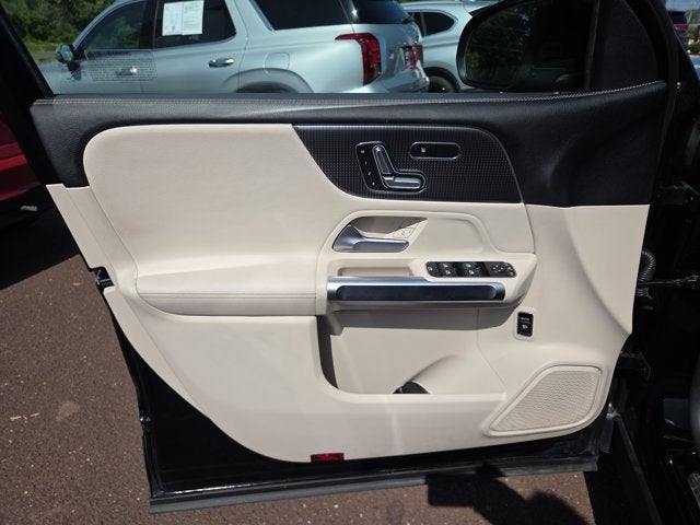 2021 Mercedes-Benz GLB 250 GLB 250