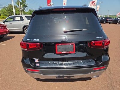 2021 Mercedes-Benz GLB 250 GLB 250