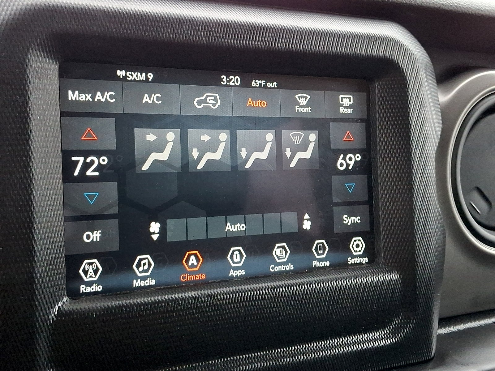 2021 Jeep Wrangler Willys 4x4