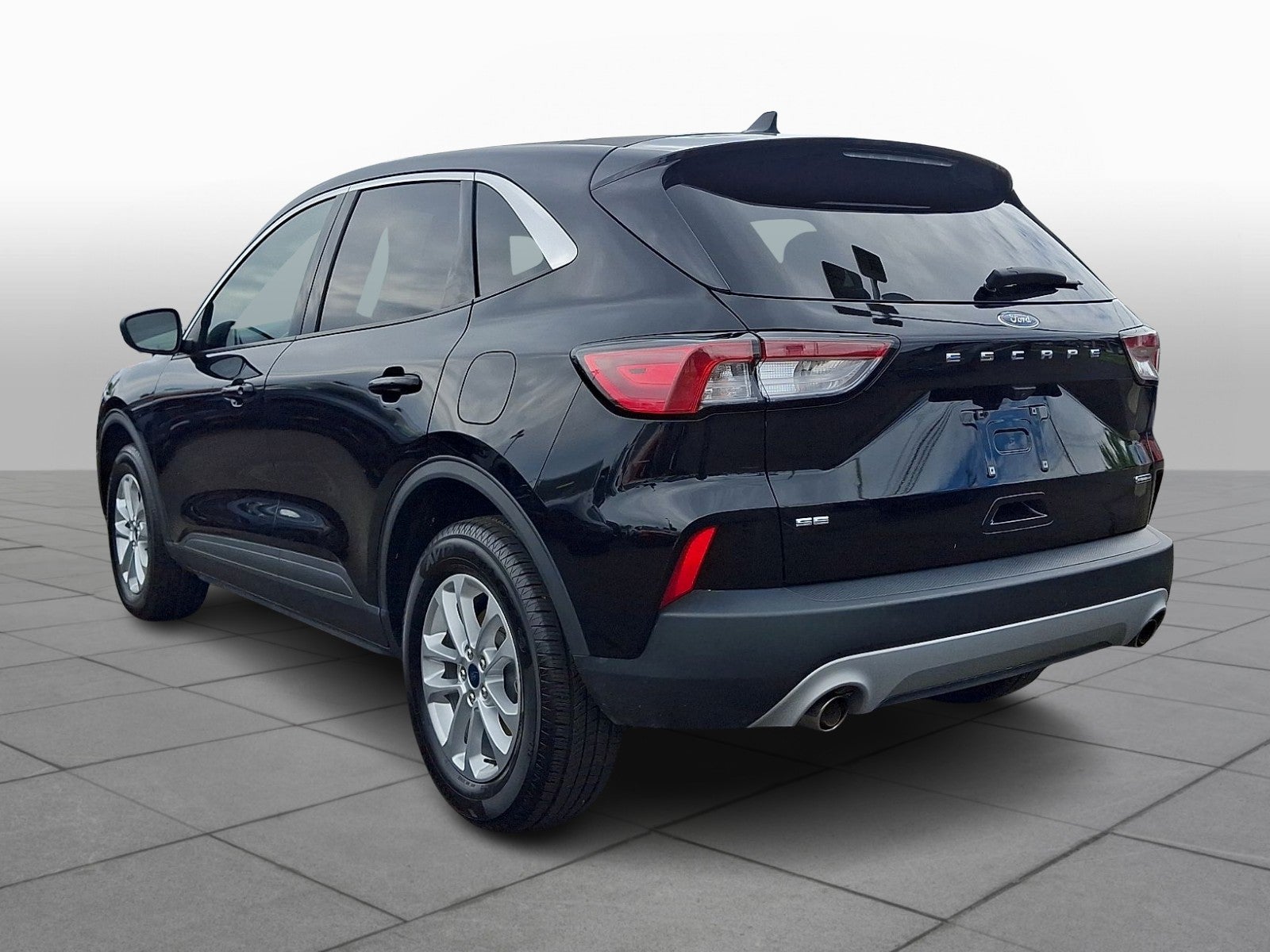 2022 Ford Escape Hybrid SE