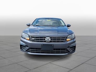 2018 Volkswagen Passat 2.0T R-Line