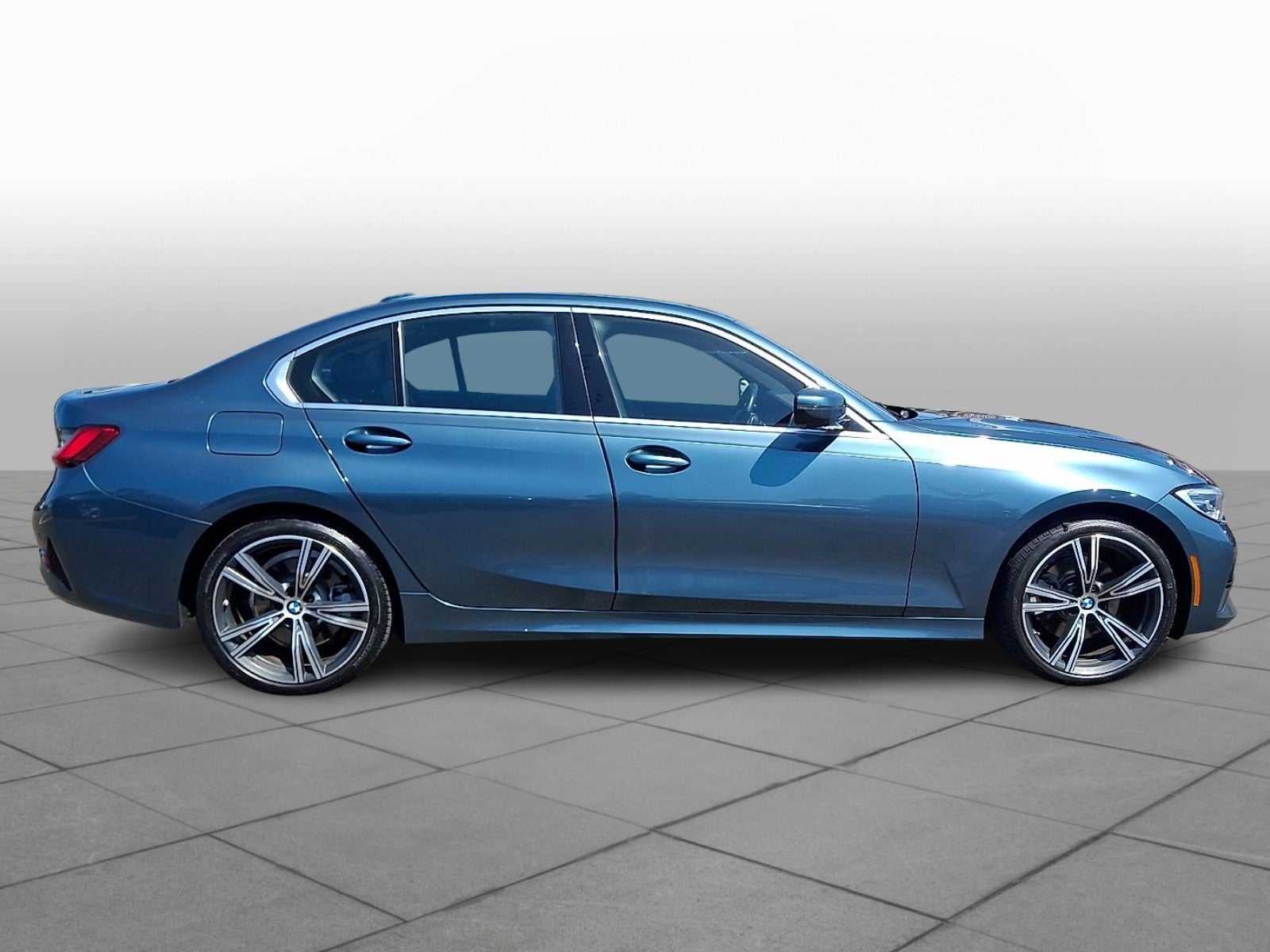 2021 BMW 330i xDrive