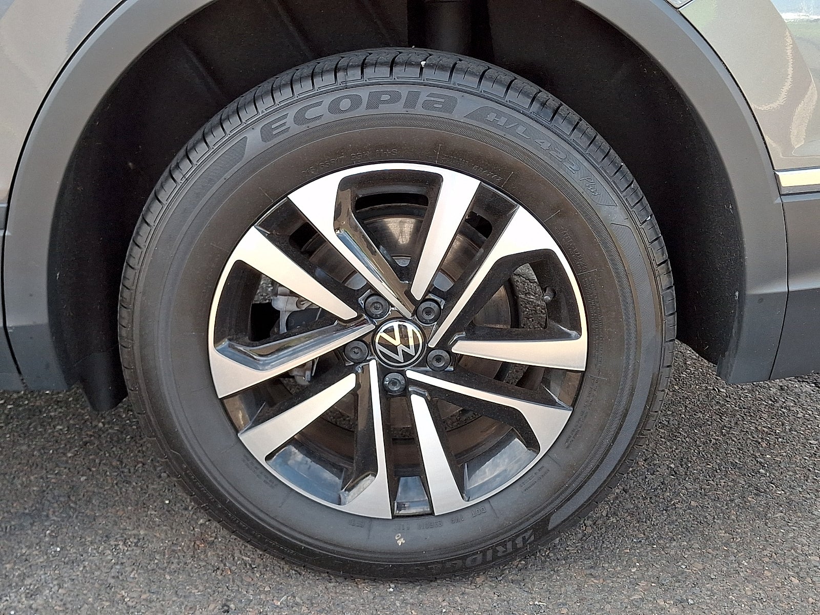 2023 Volkswagen Tiguan 2.0T S