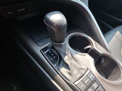 2021 Toyota Camry SE Hybrid