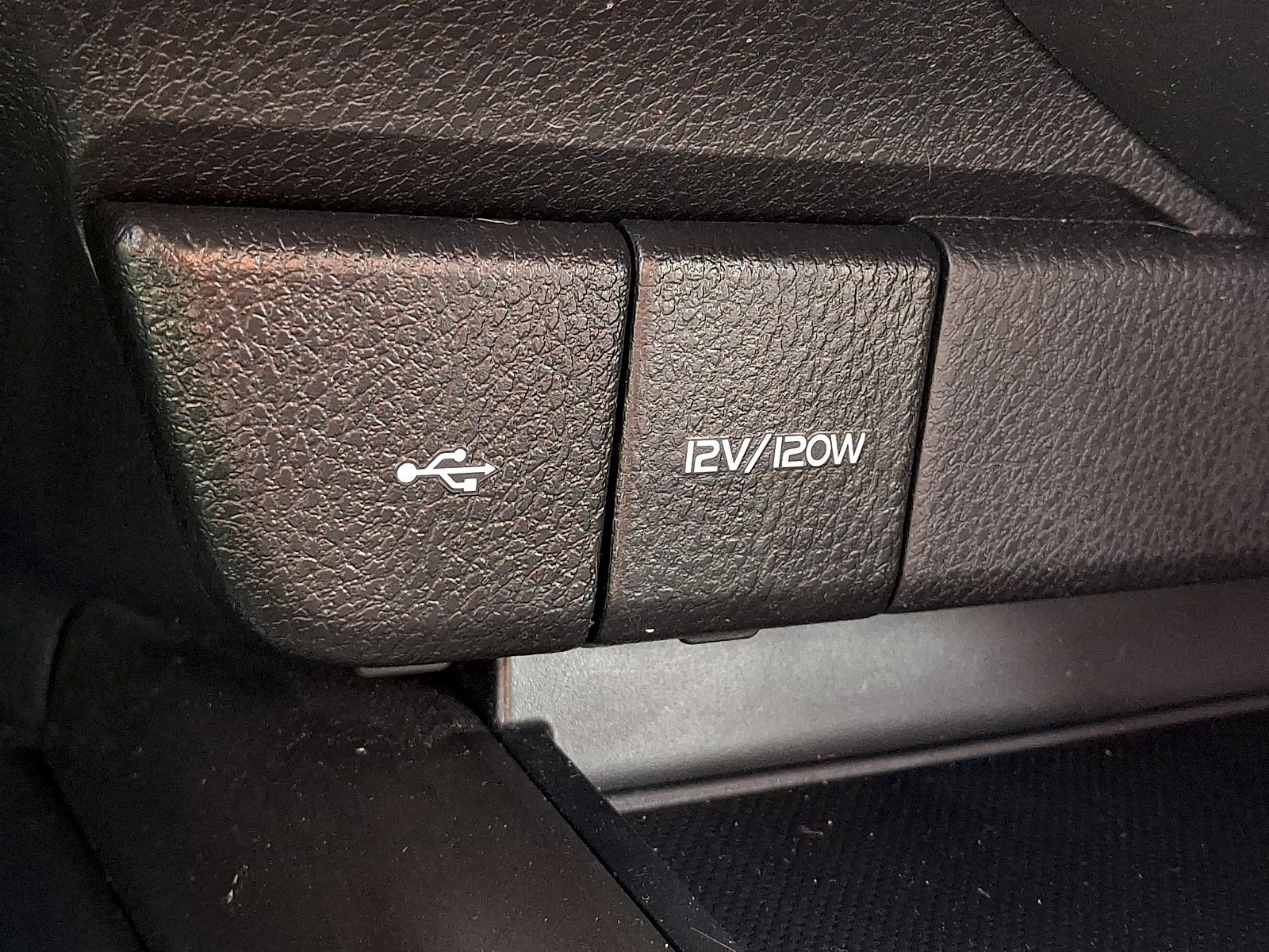 2021 Toyota Camry SE Hybrid
