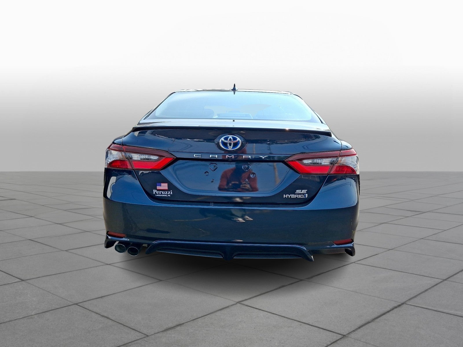 2021 Toyota Camry SE Hybrid