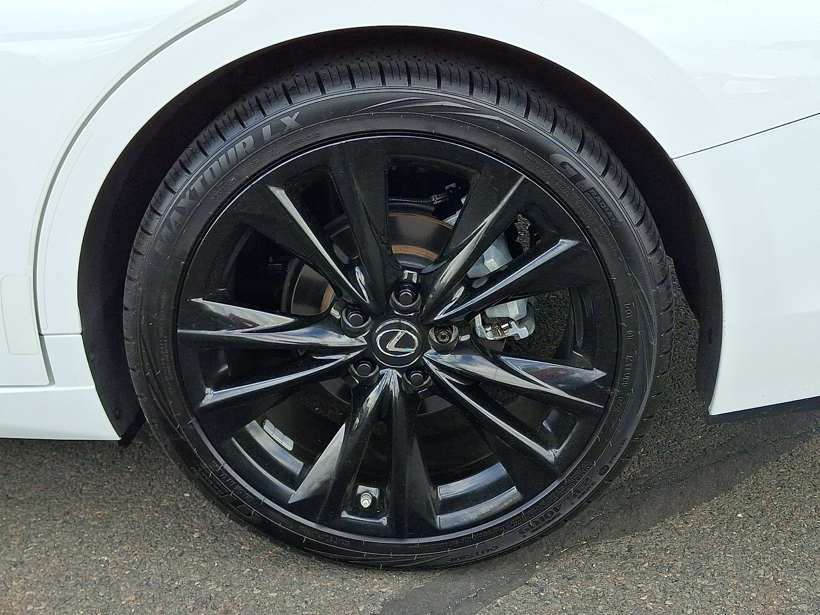 2023 Lexus ES 350 F SPORT Handling
